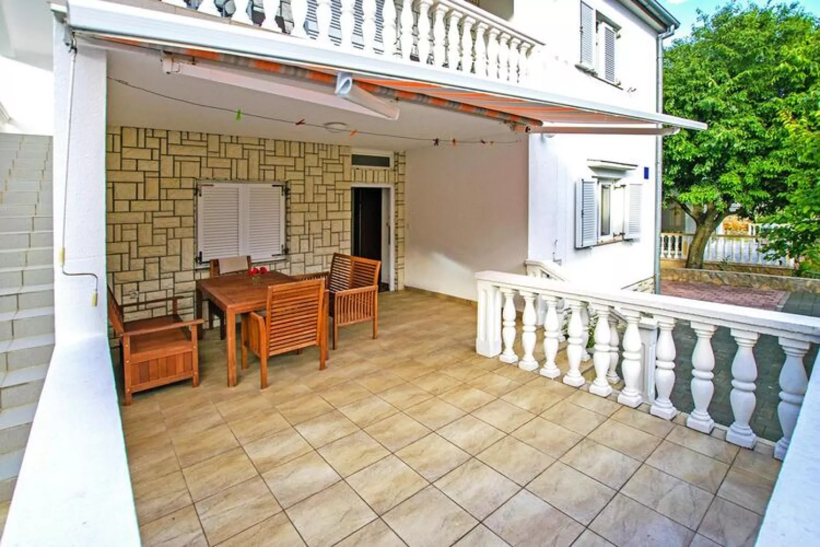 Apartment im Haus Lika Seline SD55 A01-EG 1-5 Pers-Terrasbalkon