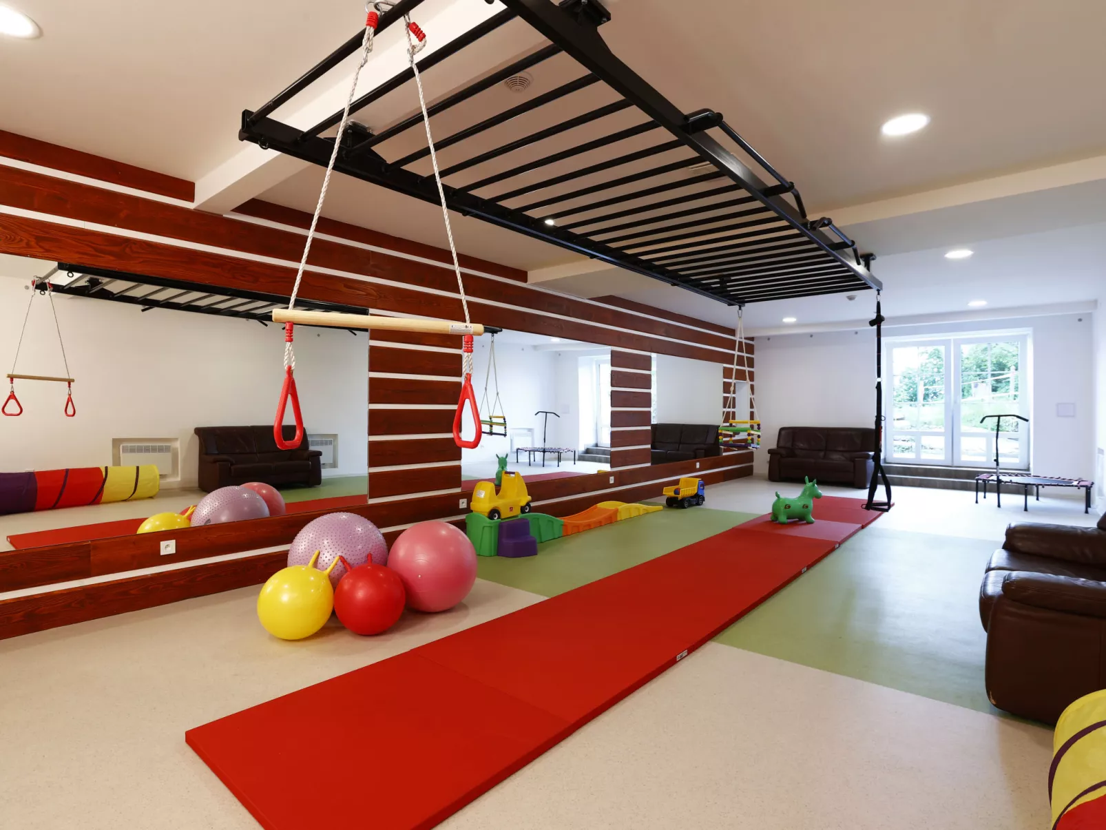 Safírový potok-Binnen