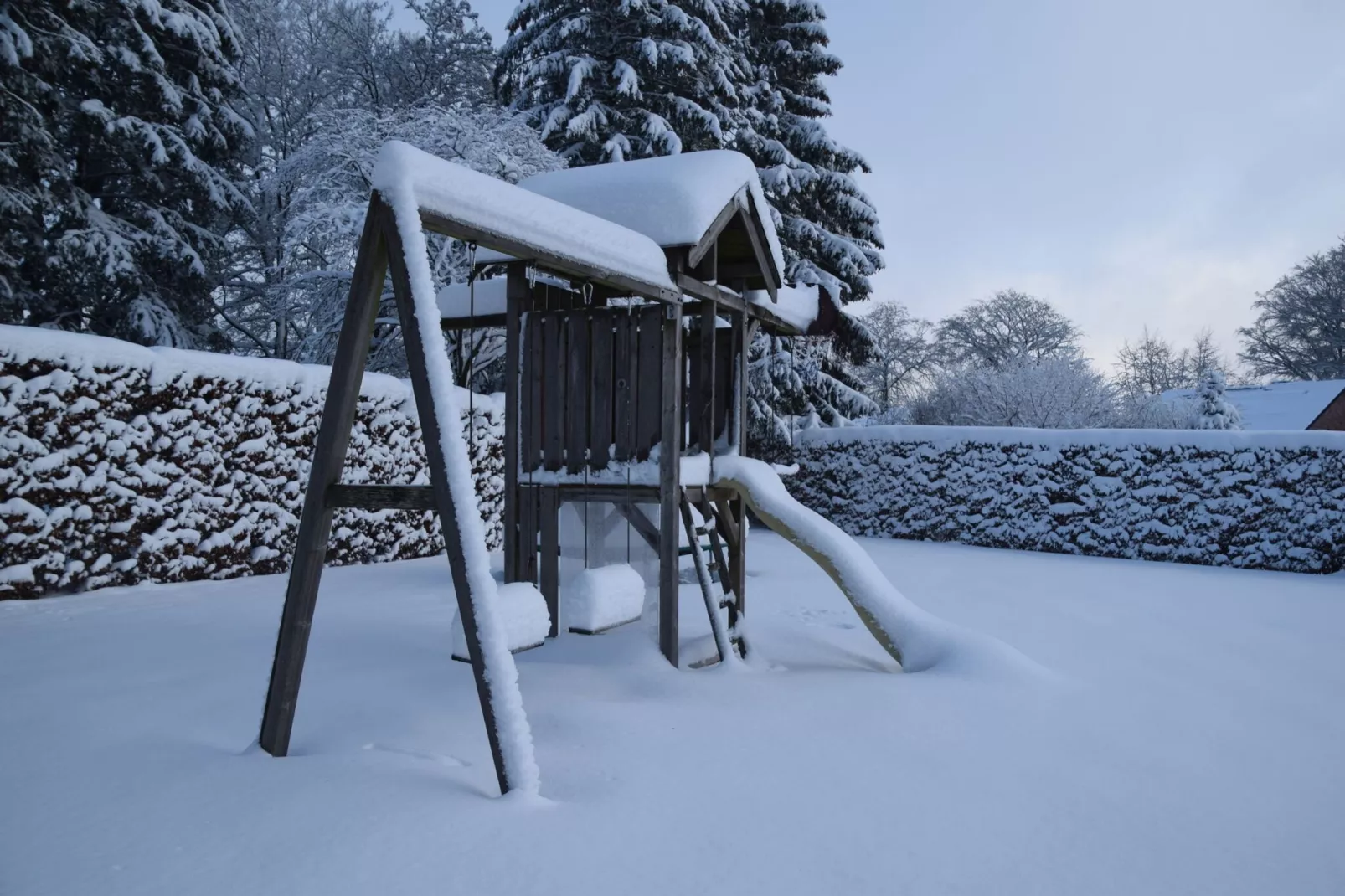 La Bordure de la Forêt-Exterieur winter