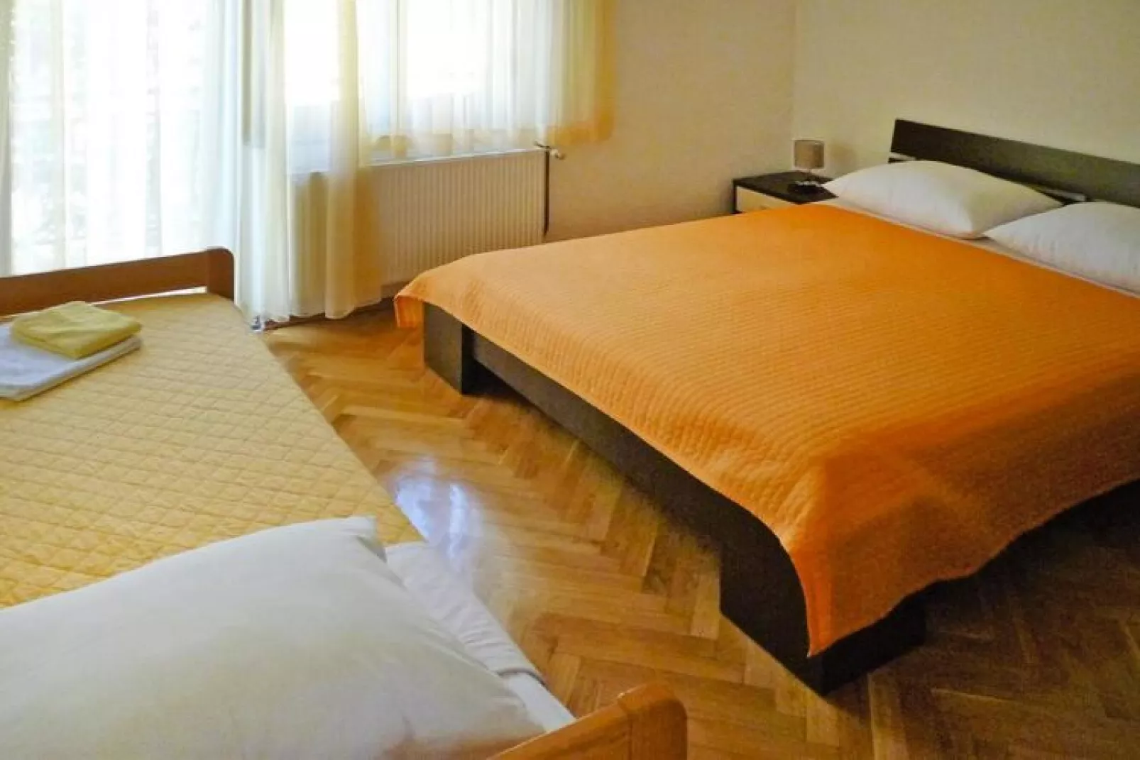 Apartment im Haus Pink Starigrad Paklenica SD17-A03 - 3 Pers-Slaapkamer
