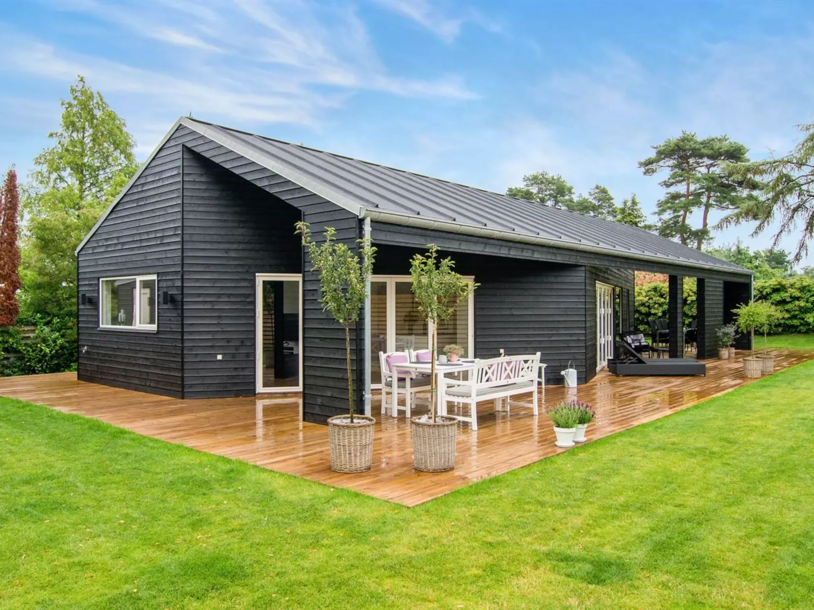 "Dorthie" - 800m from the sea-Buiten