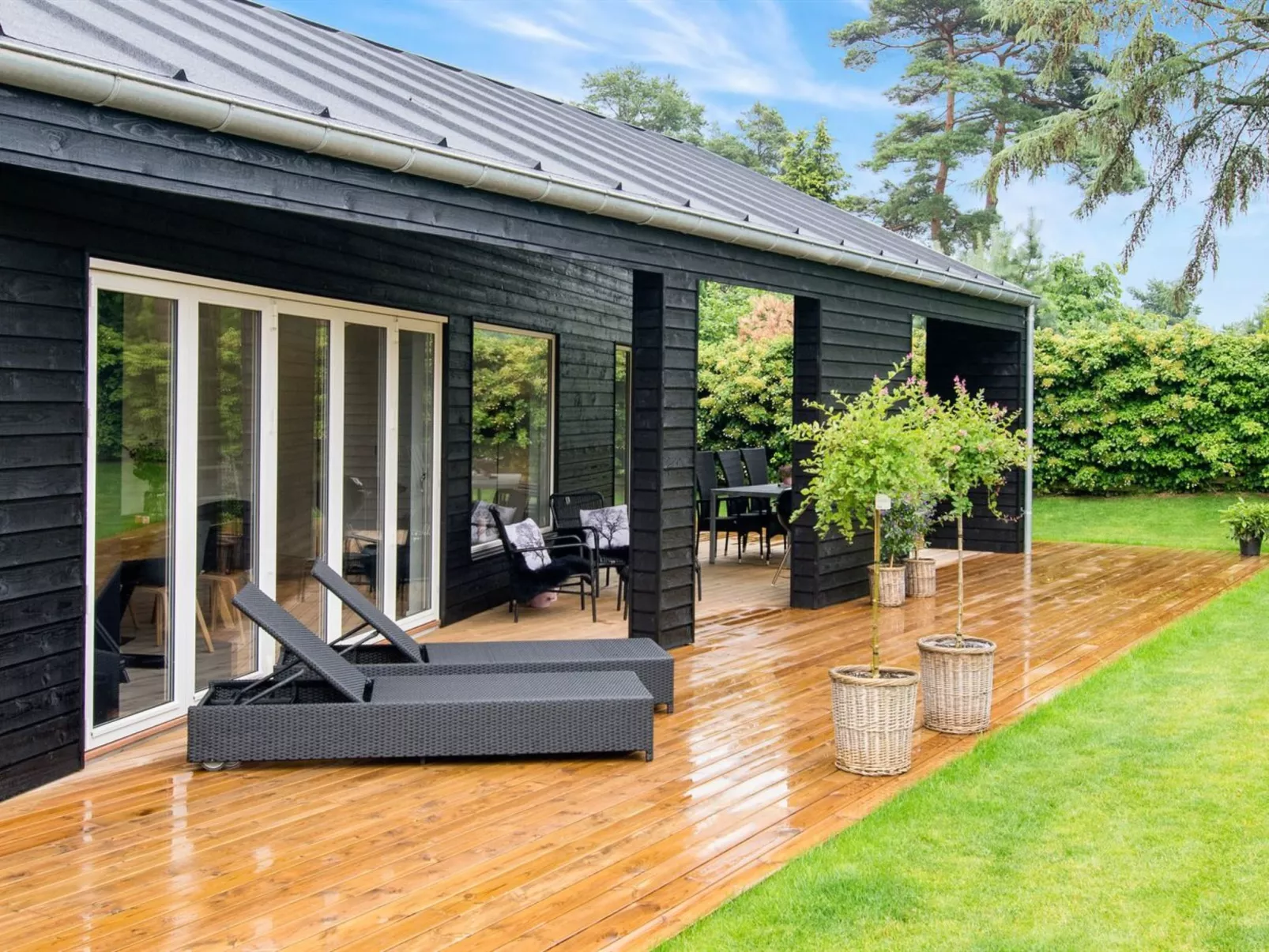 "Dorthie" - 800m from the sea-Buiten