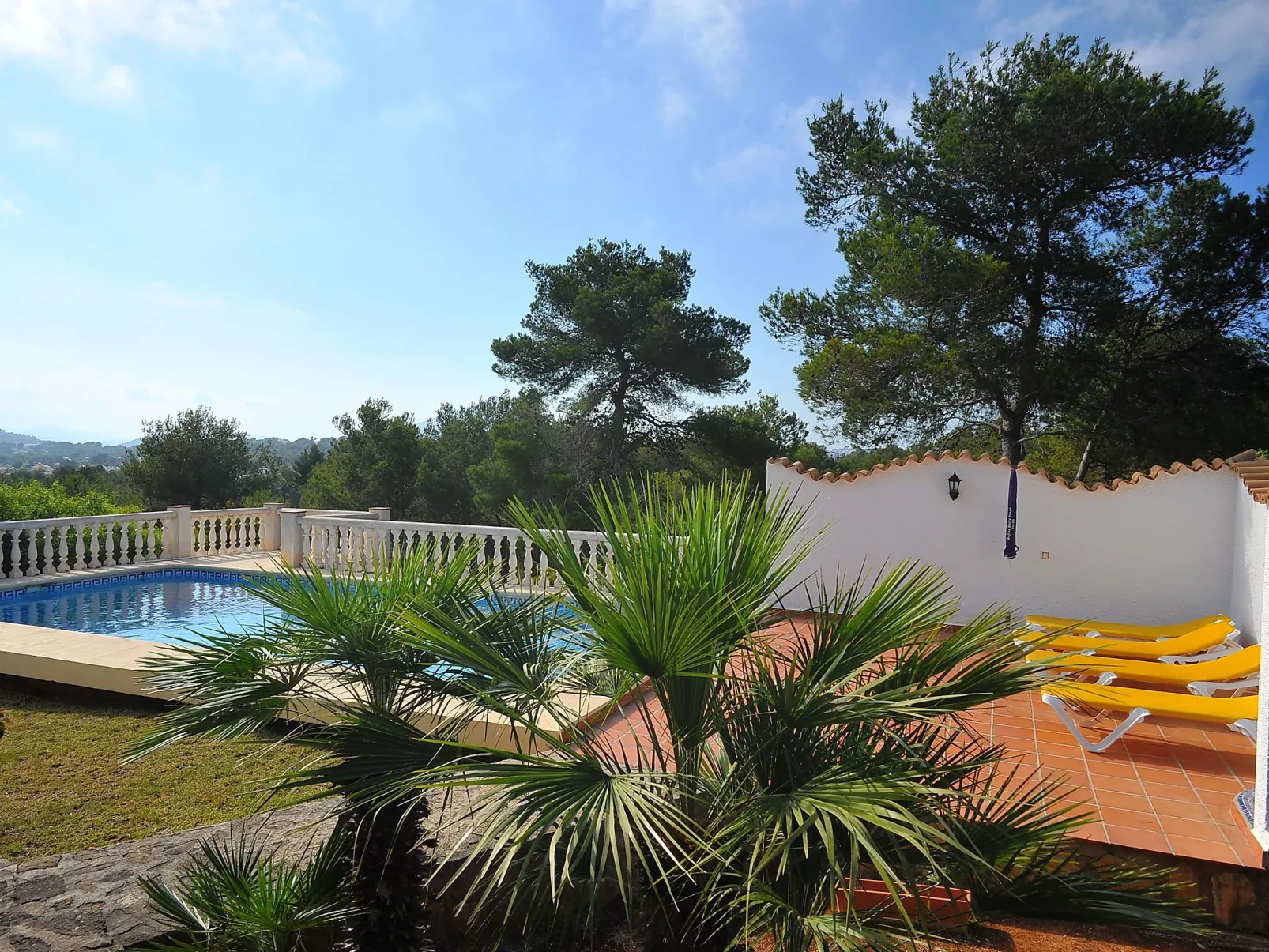 Balcon al Mar-Buiten