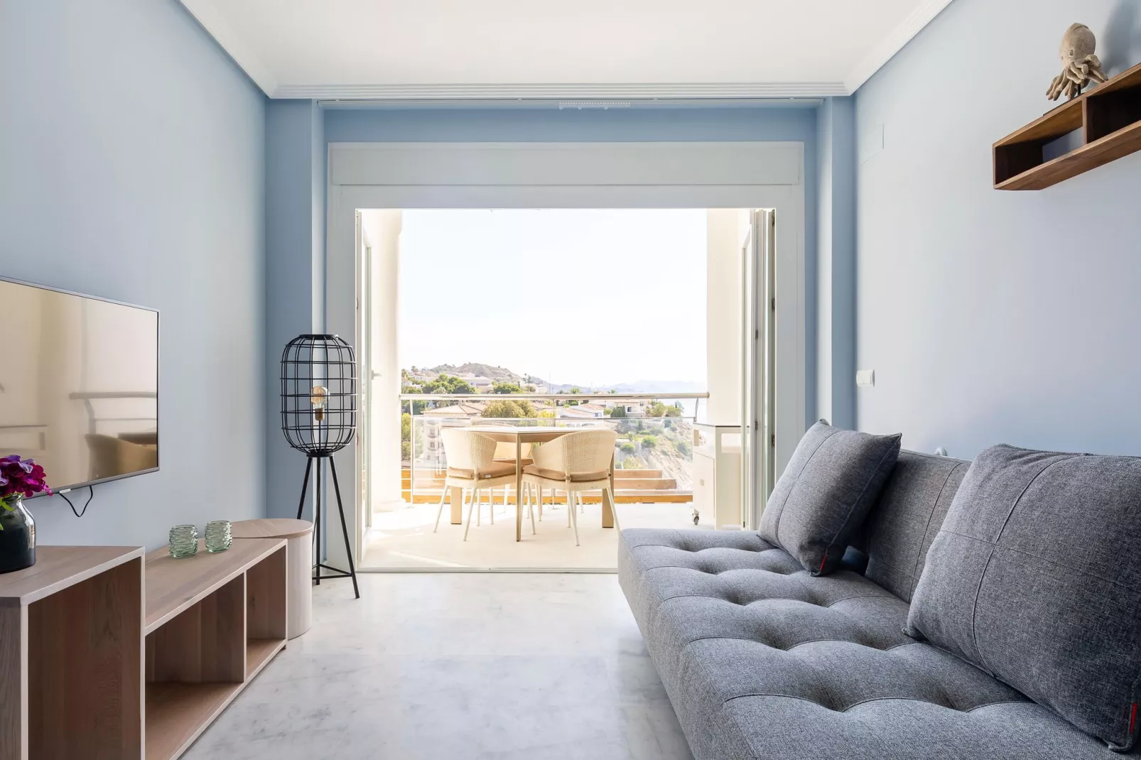 Mooi appartement met uitzicht, aan de Spaanse kust-Woonkamer