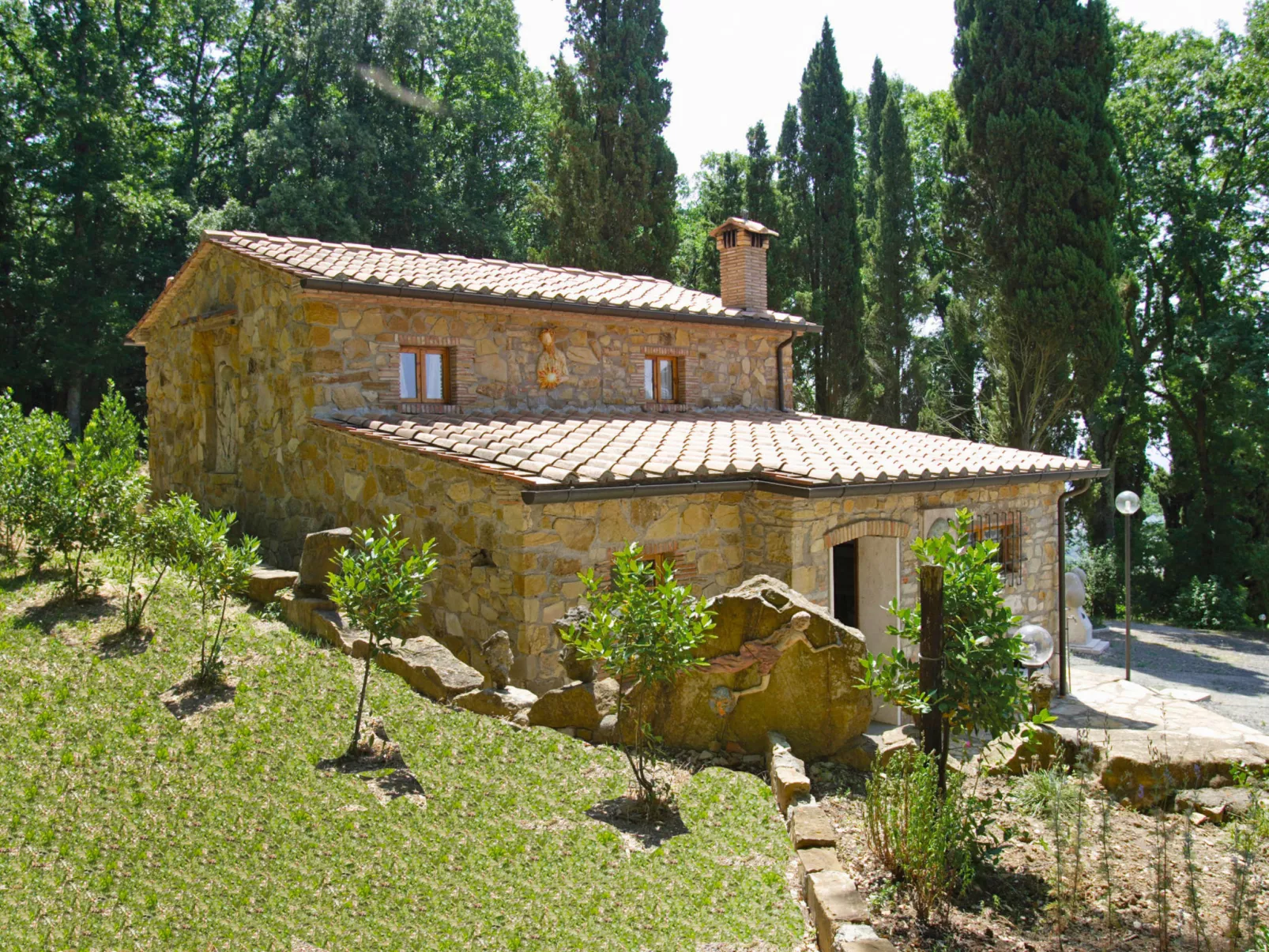 Casa Del Boscaiolo-Buiten