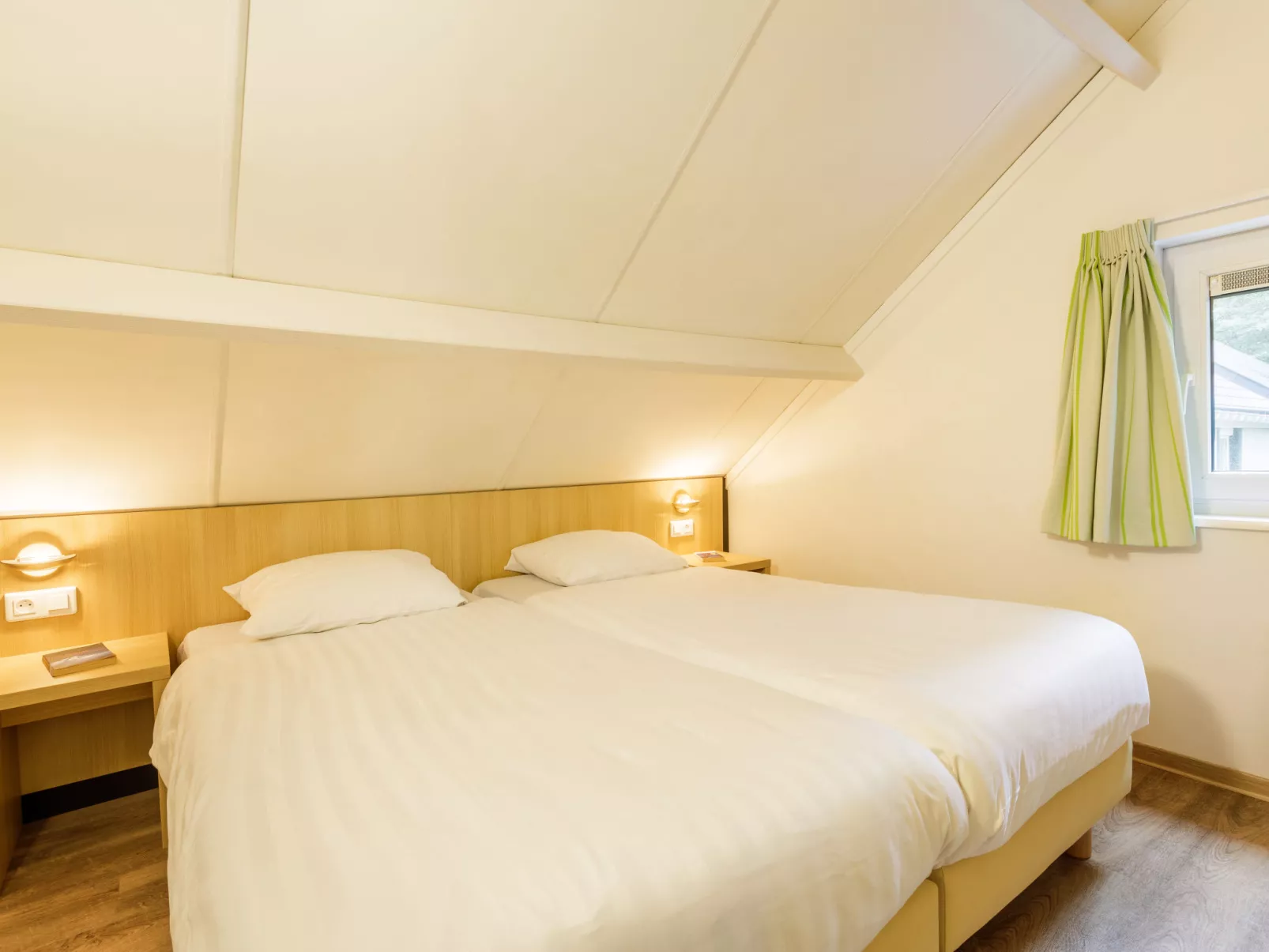 Comfort Cottage-Buiten