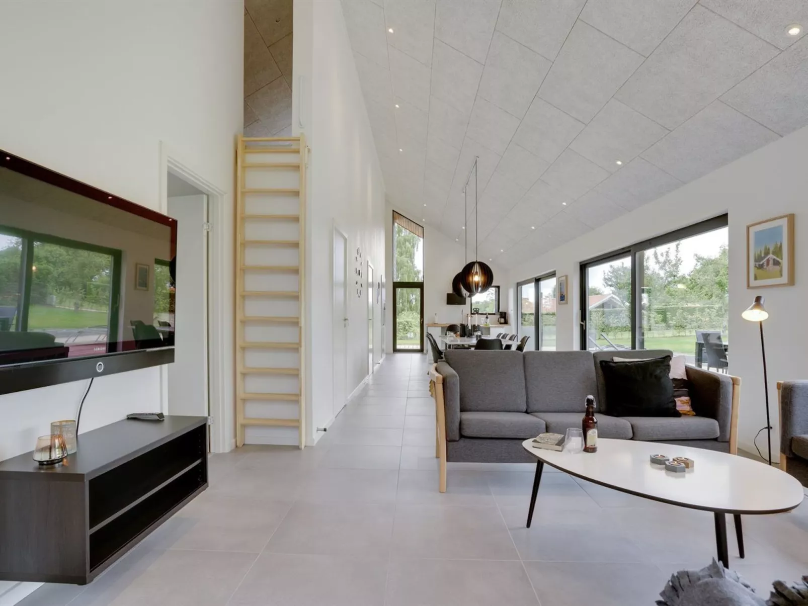 "Caris" - 950m from the sea-Binnen
