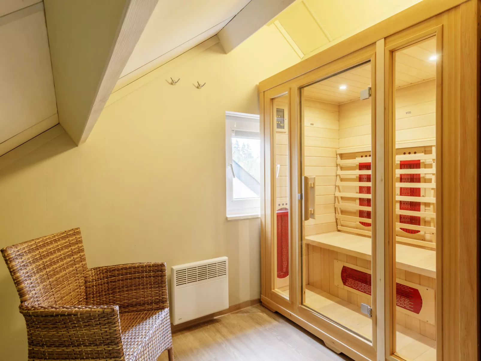 VIP Cottage-Buiten