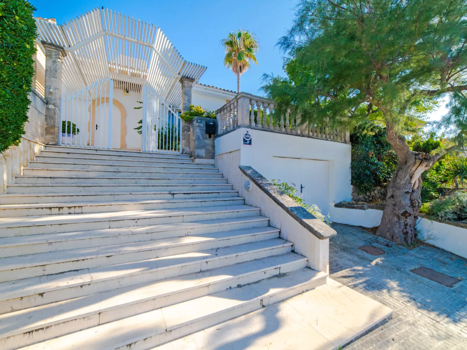 Villa Ramis-Image-tags.inside
