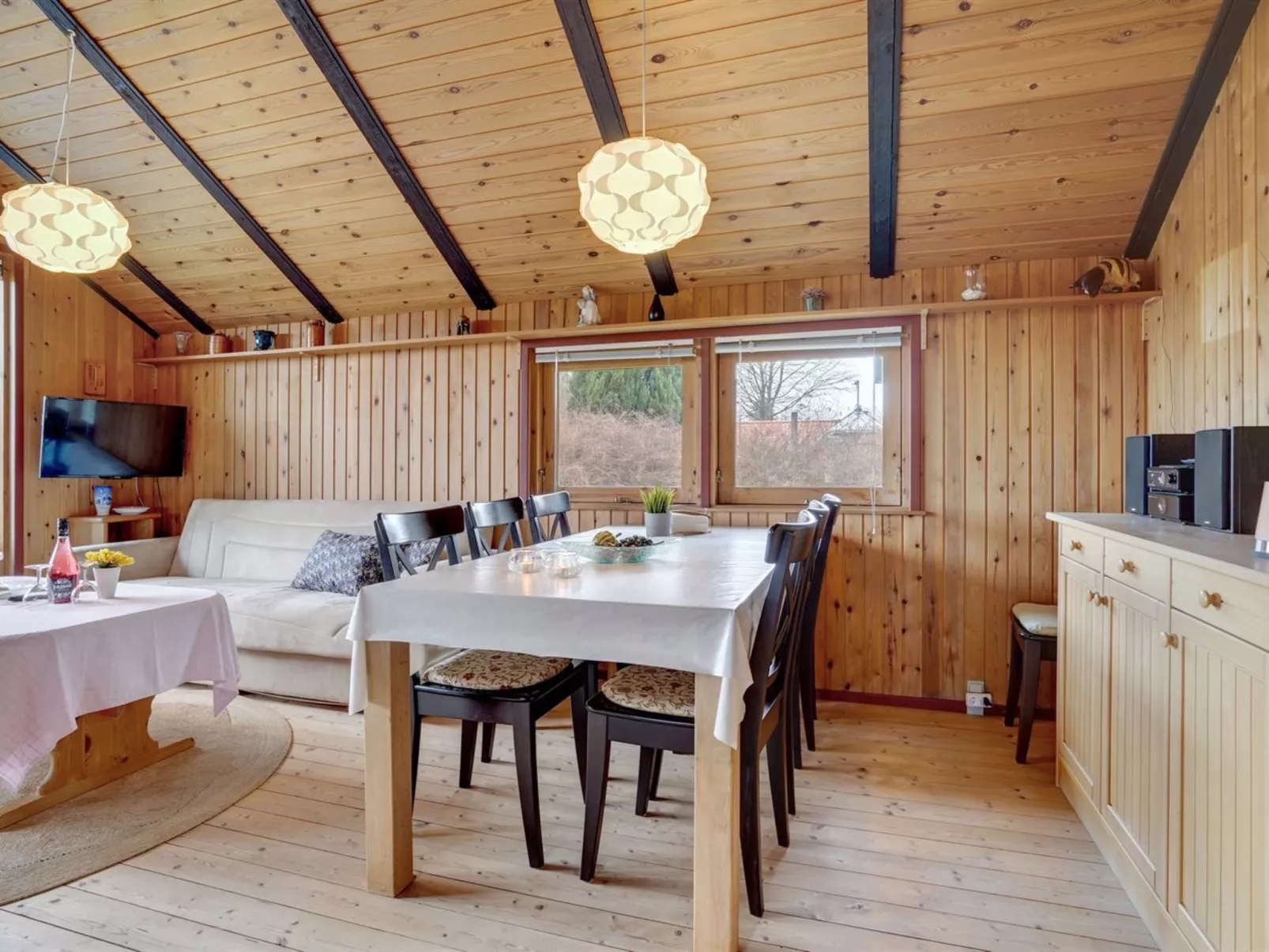 "Folki" - 250m from the sea-Binnen
