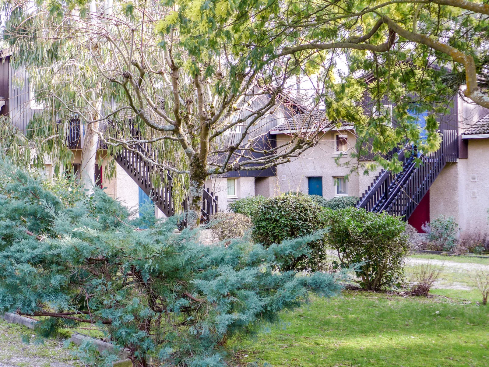 Hameau du golf-Buiten