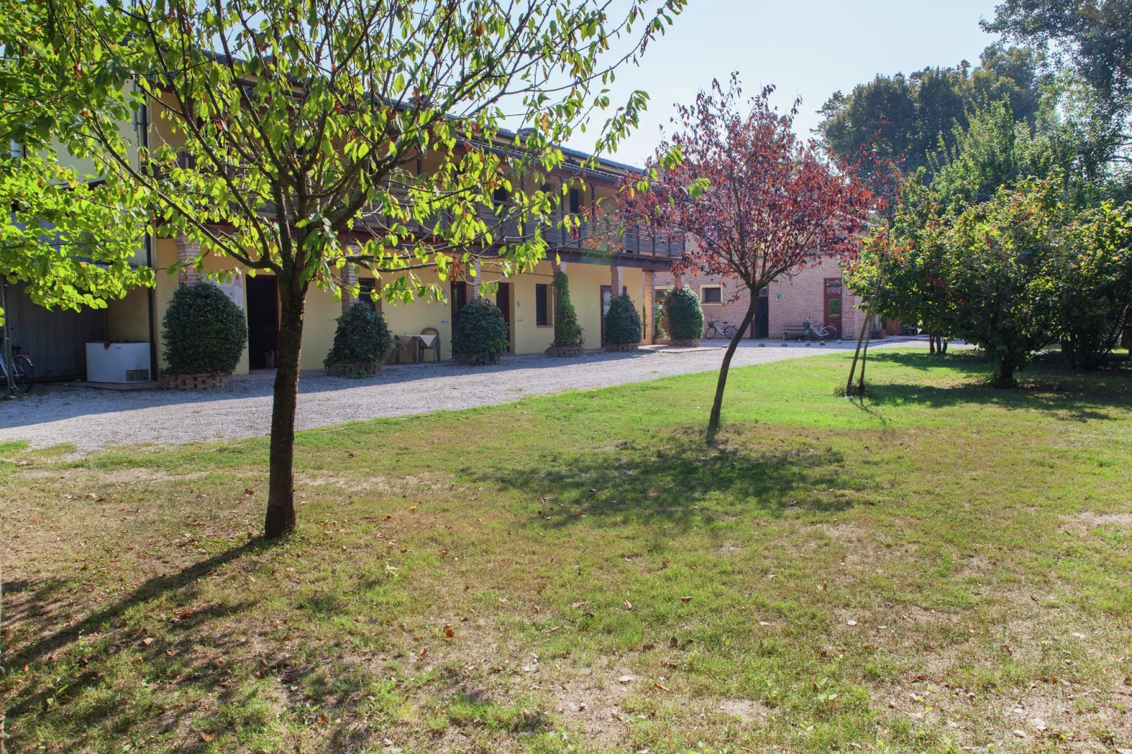 Due Laghi di Portomaggiore-Tuinen zomer