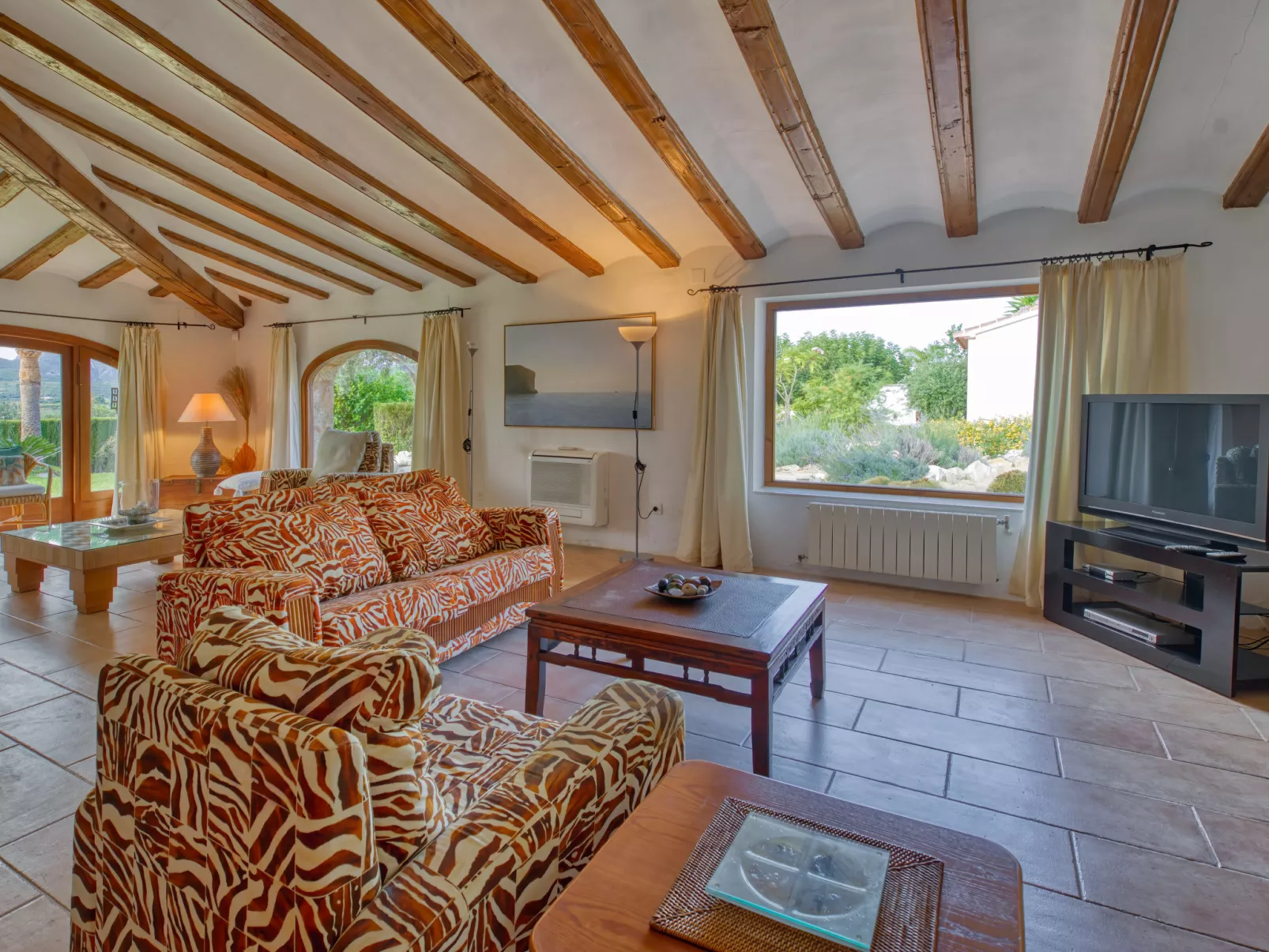 Villa Finca Labranza-Binnen
