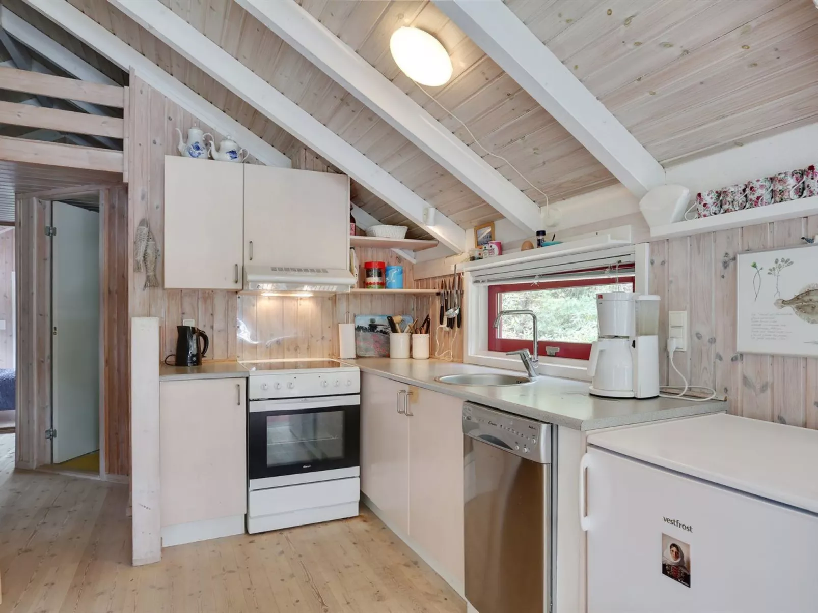 "Snari" - 400m from the sea-Binnen