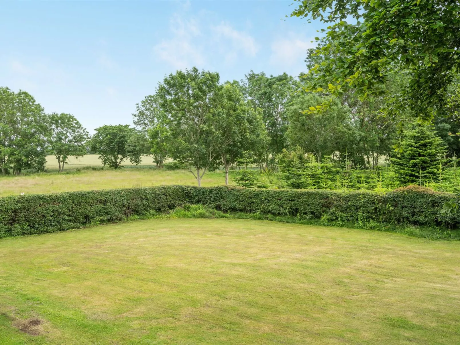 "Ilsa" - 9.8km from the sea-Buiten