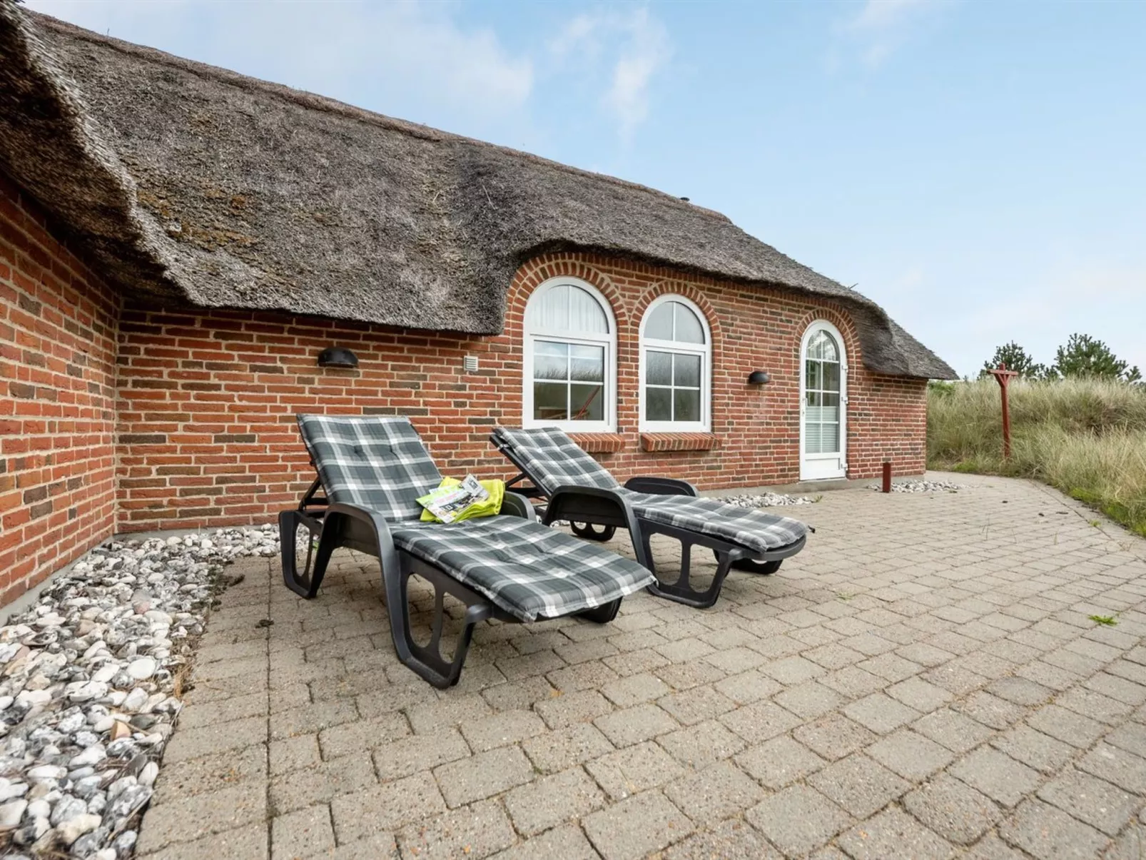 "Sannie" - 450m from the sea-Buiten