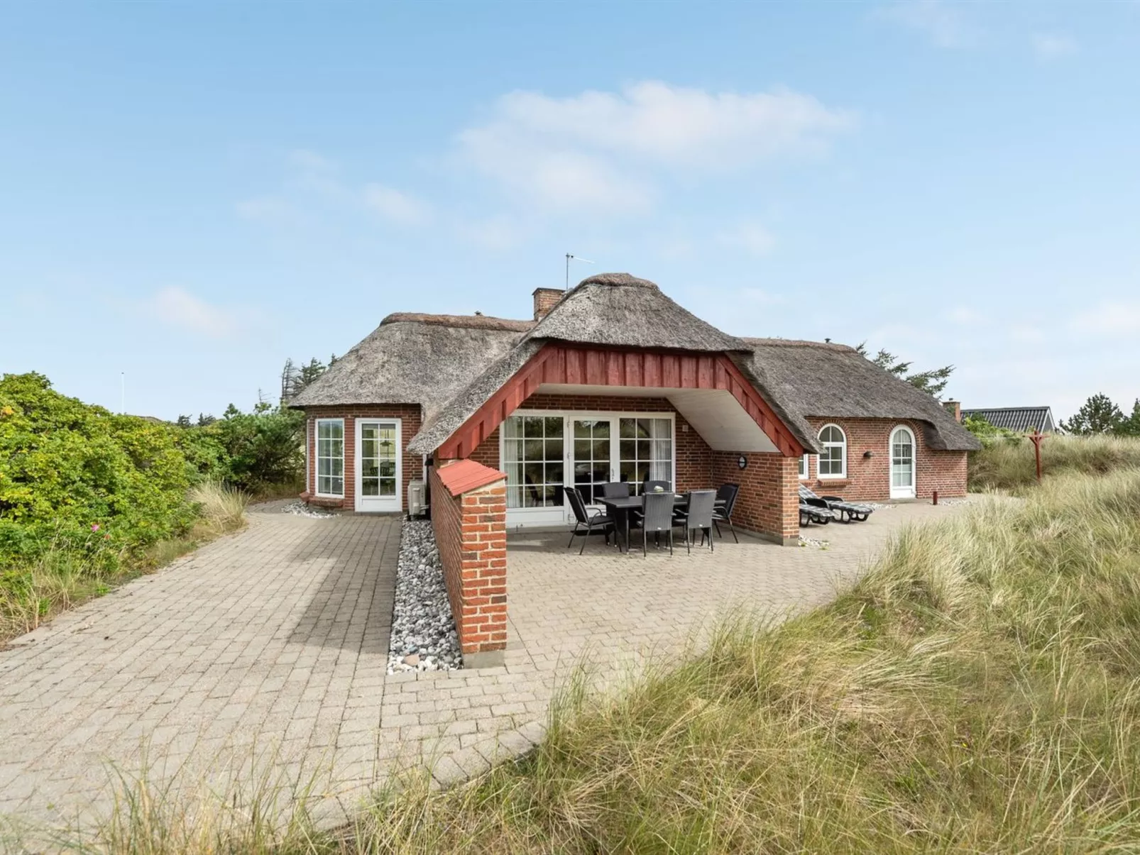 "Sannie" - 450m from the sea-Buiten