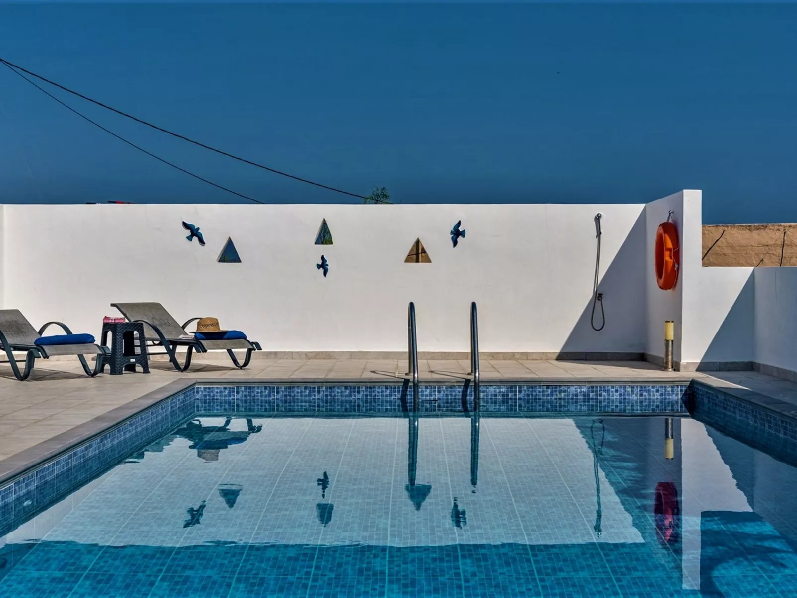 Xenos Luxury Villa IV