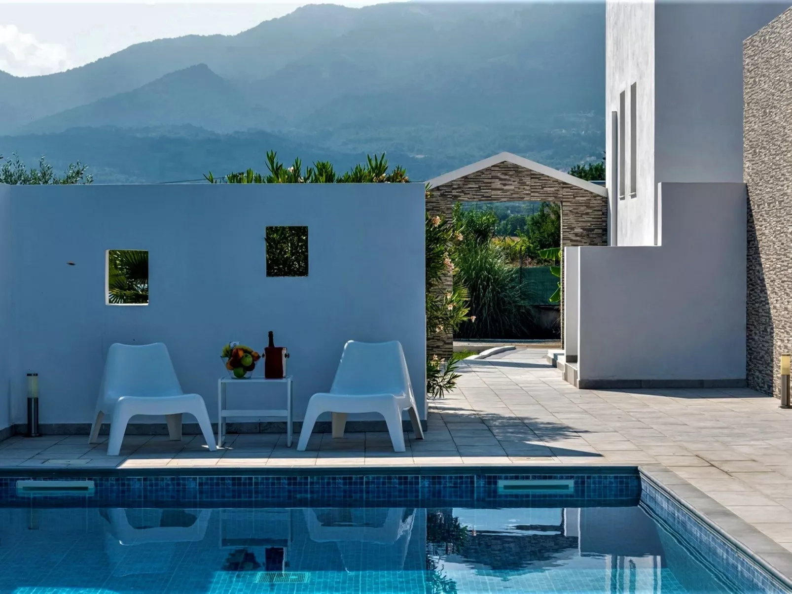 Xenos Luxury Villa IV-Buiten