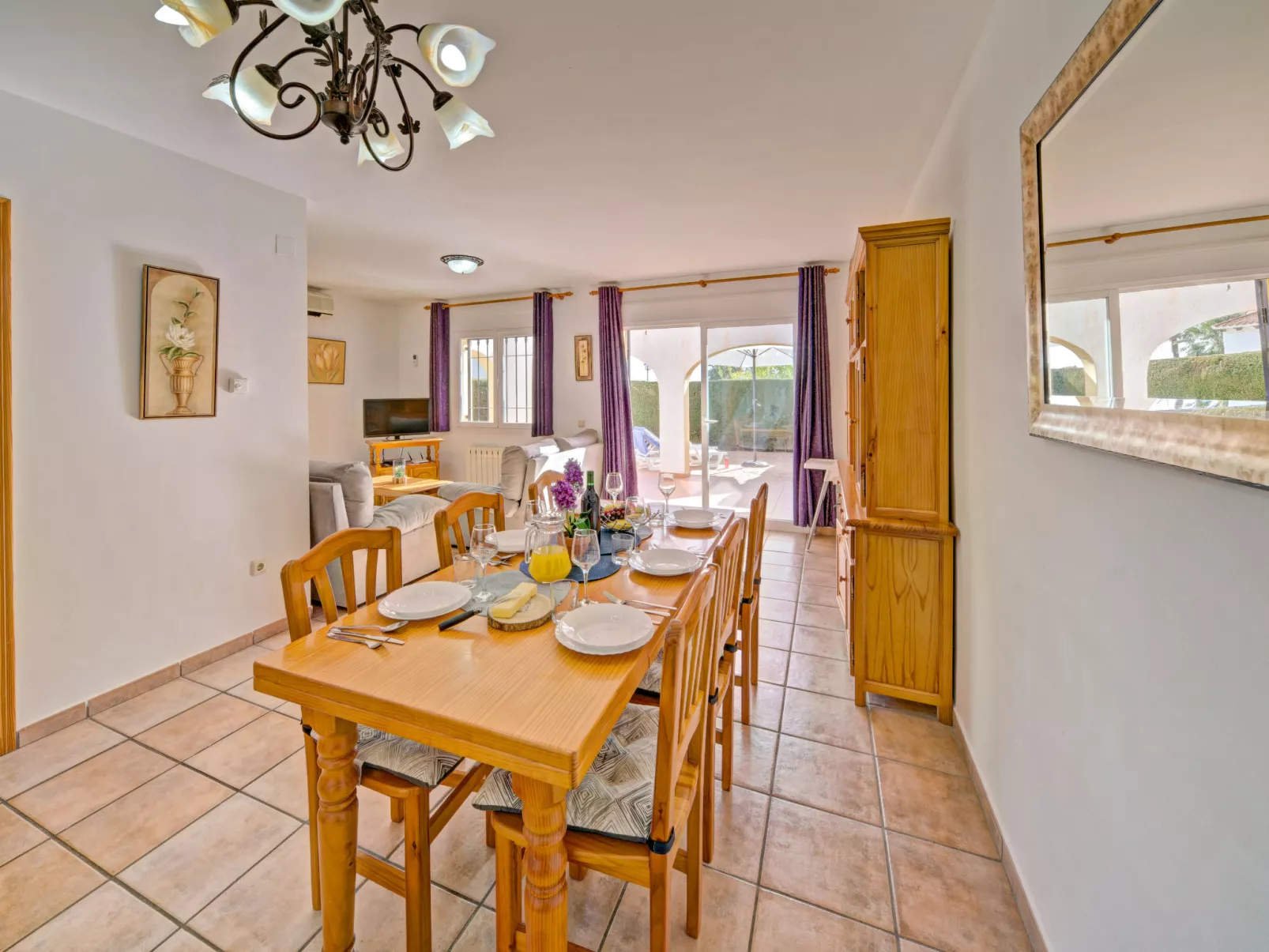 Residencial Puerta de Calpe-Binnen