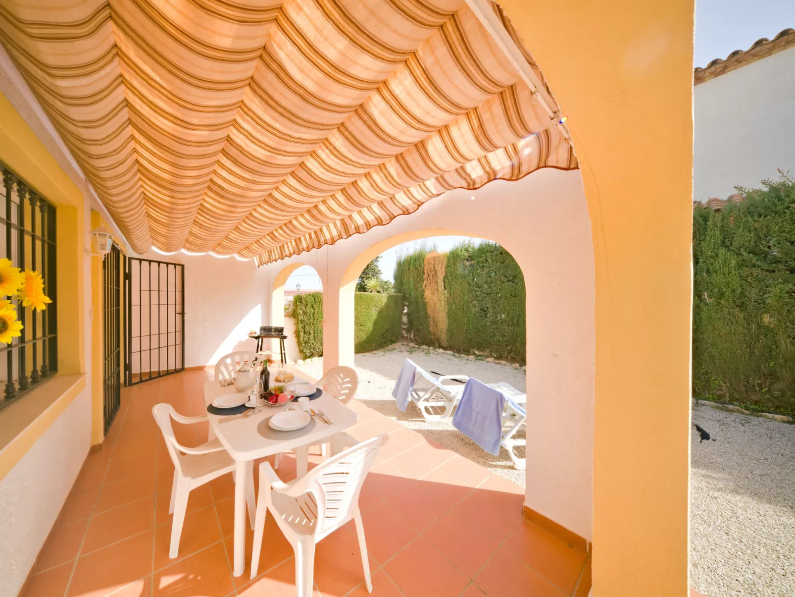 Residencial Puerta de Calpe-Buiten