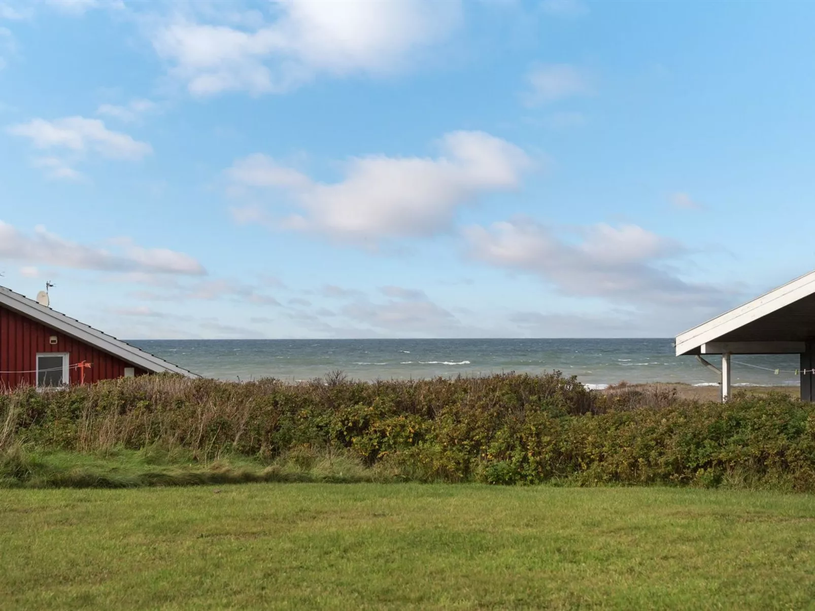 "Paul" - 100m from the sea-Buiten