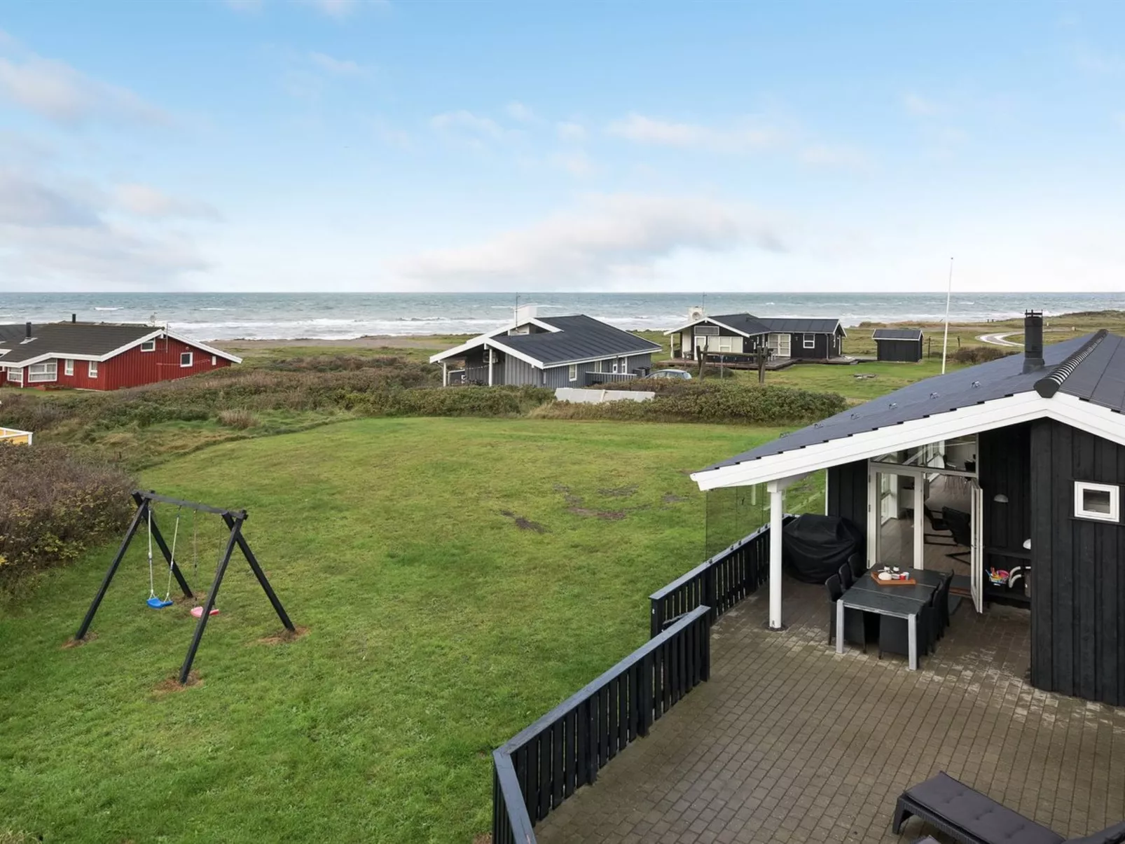 "Paul" - 100m from the sea-Buiten