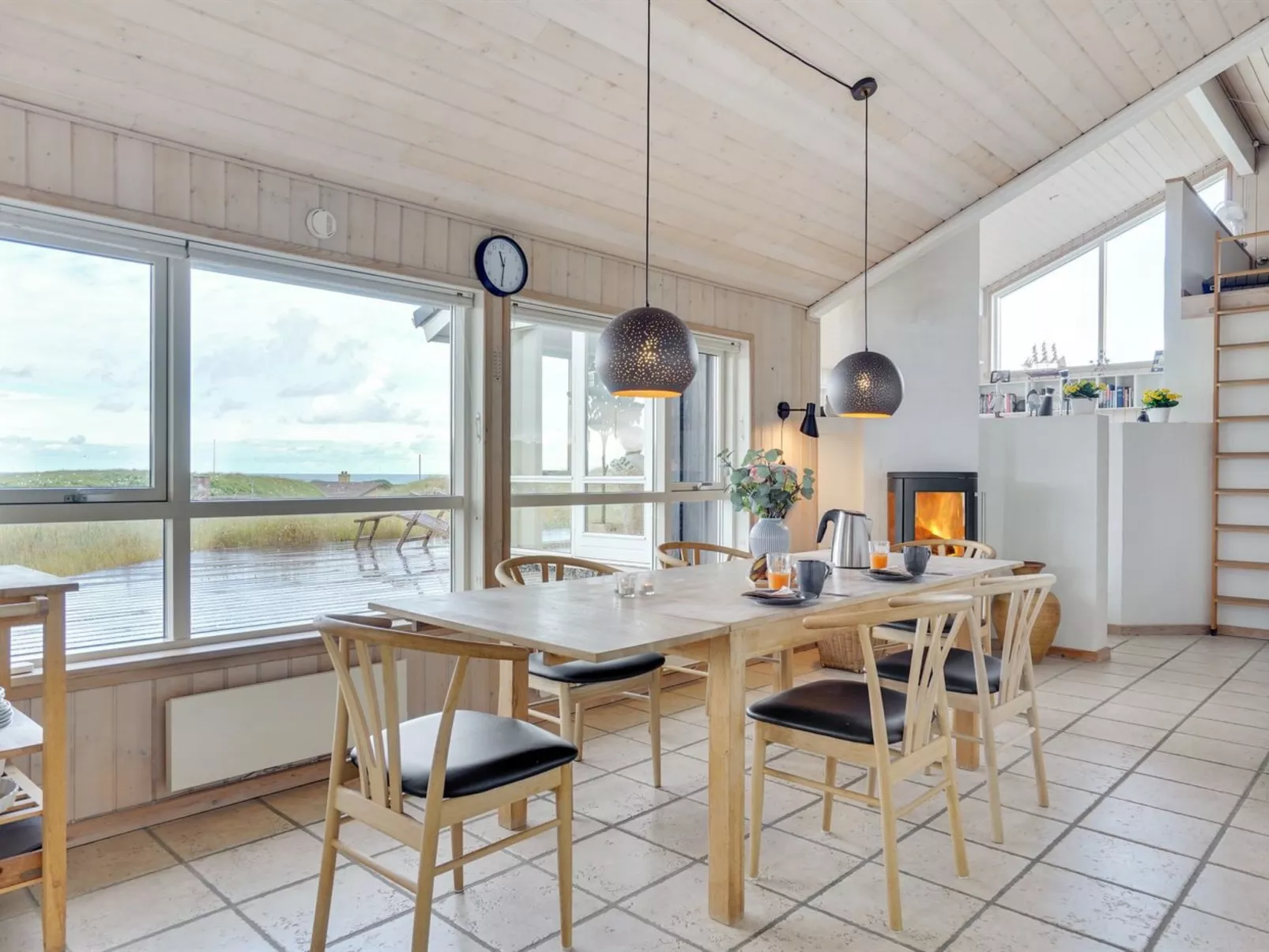 "Lauri" - 350m from the sea-Binnen