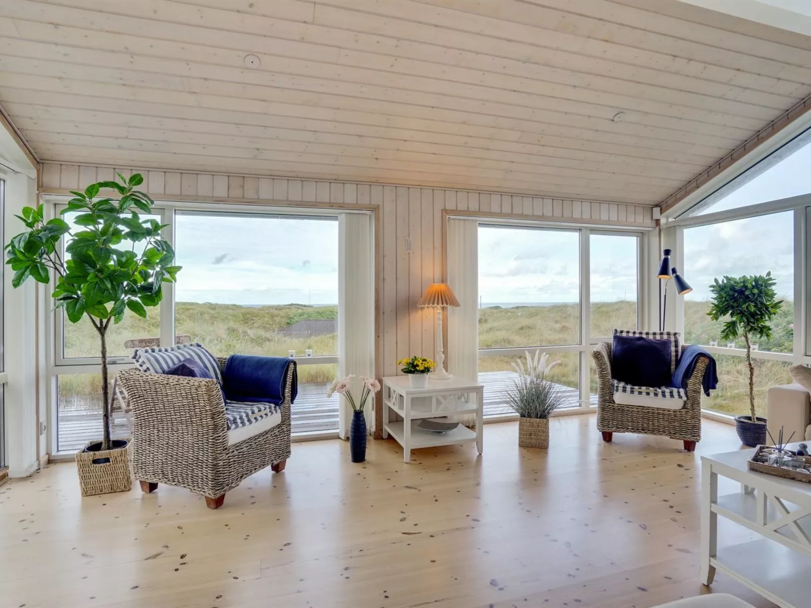 "Lauri" - 350m from the sea-Buiten