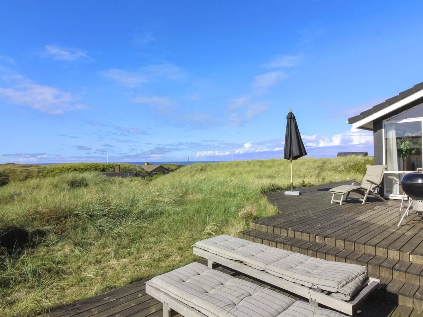 "Lauri" - 350m from the sea-Buiten