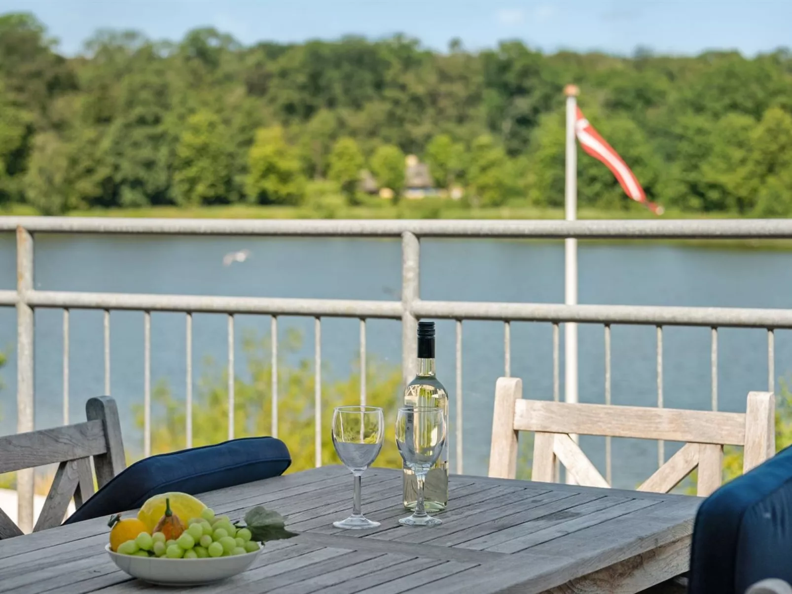 "Almedin" - all inclusive - 2km from the sea-Buiten