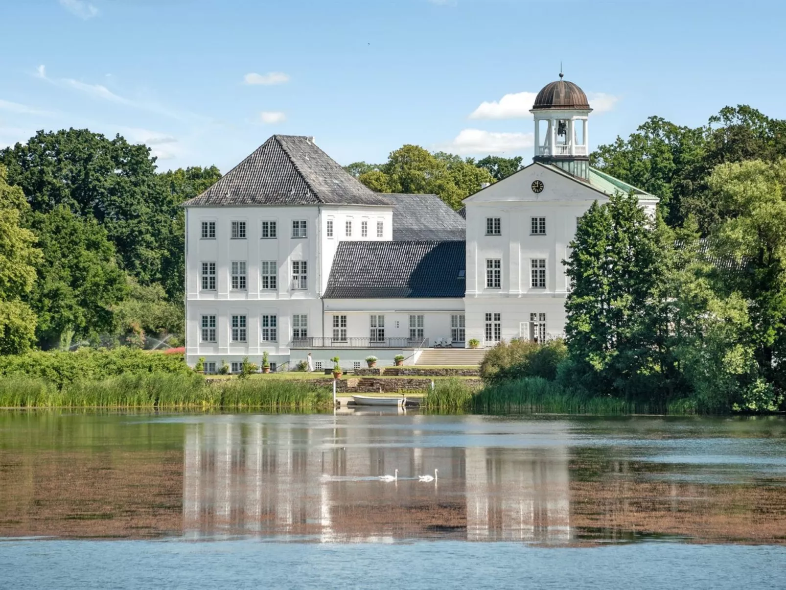 "Almedin" - all inclusive - 2km from the sea-Buiten