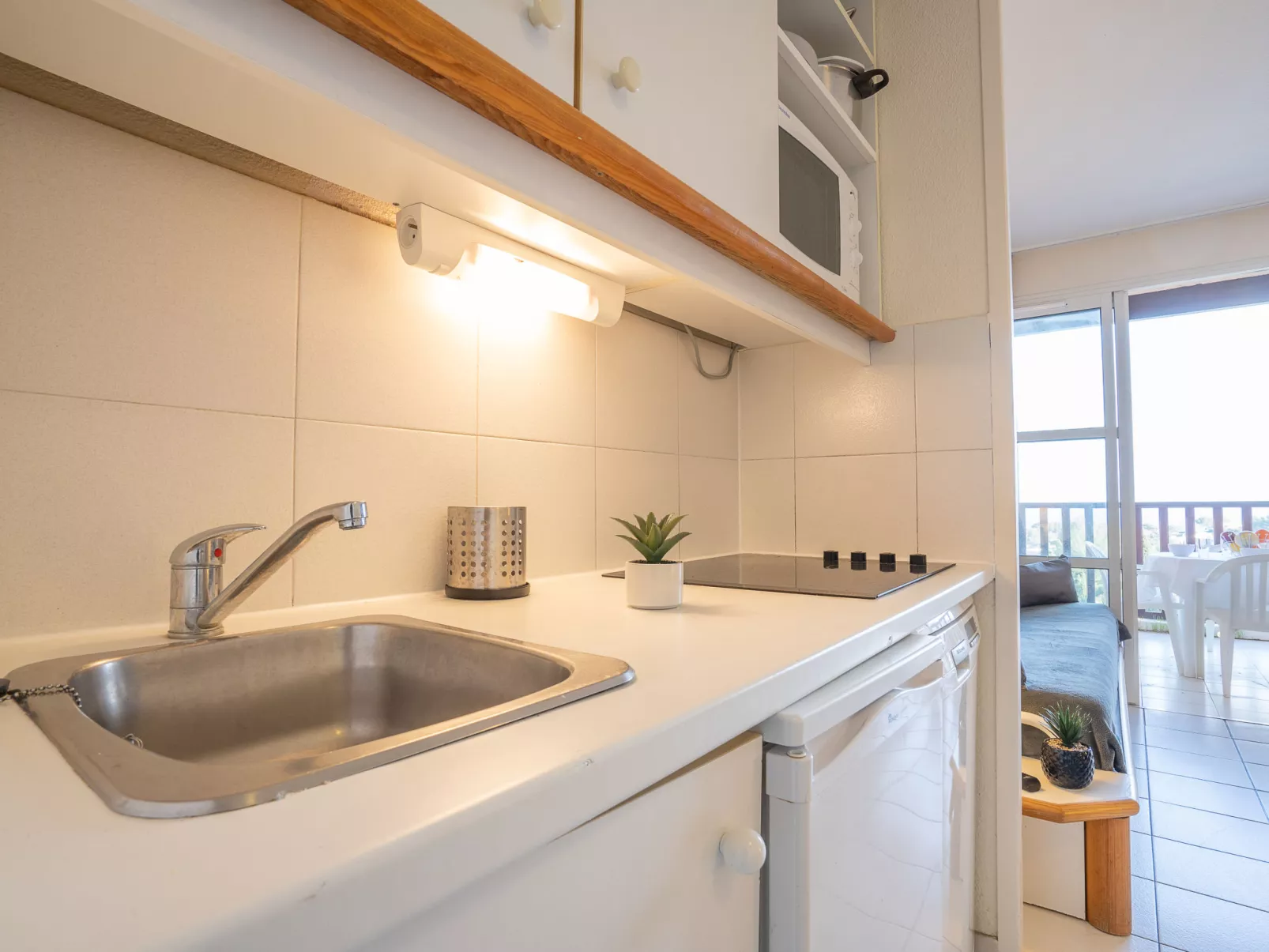 Le Village (E1320)-Binnen