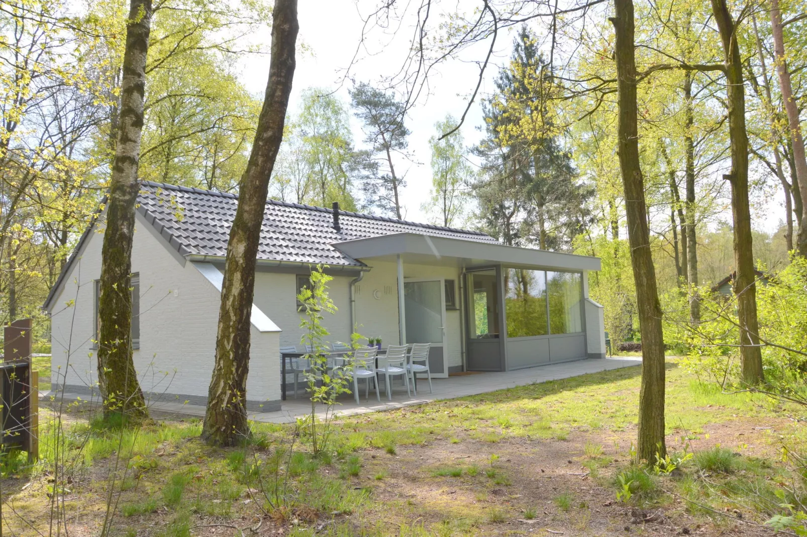 Bungalow 5-Buitenkant zomer