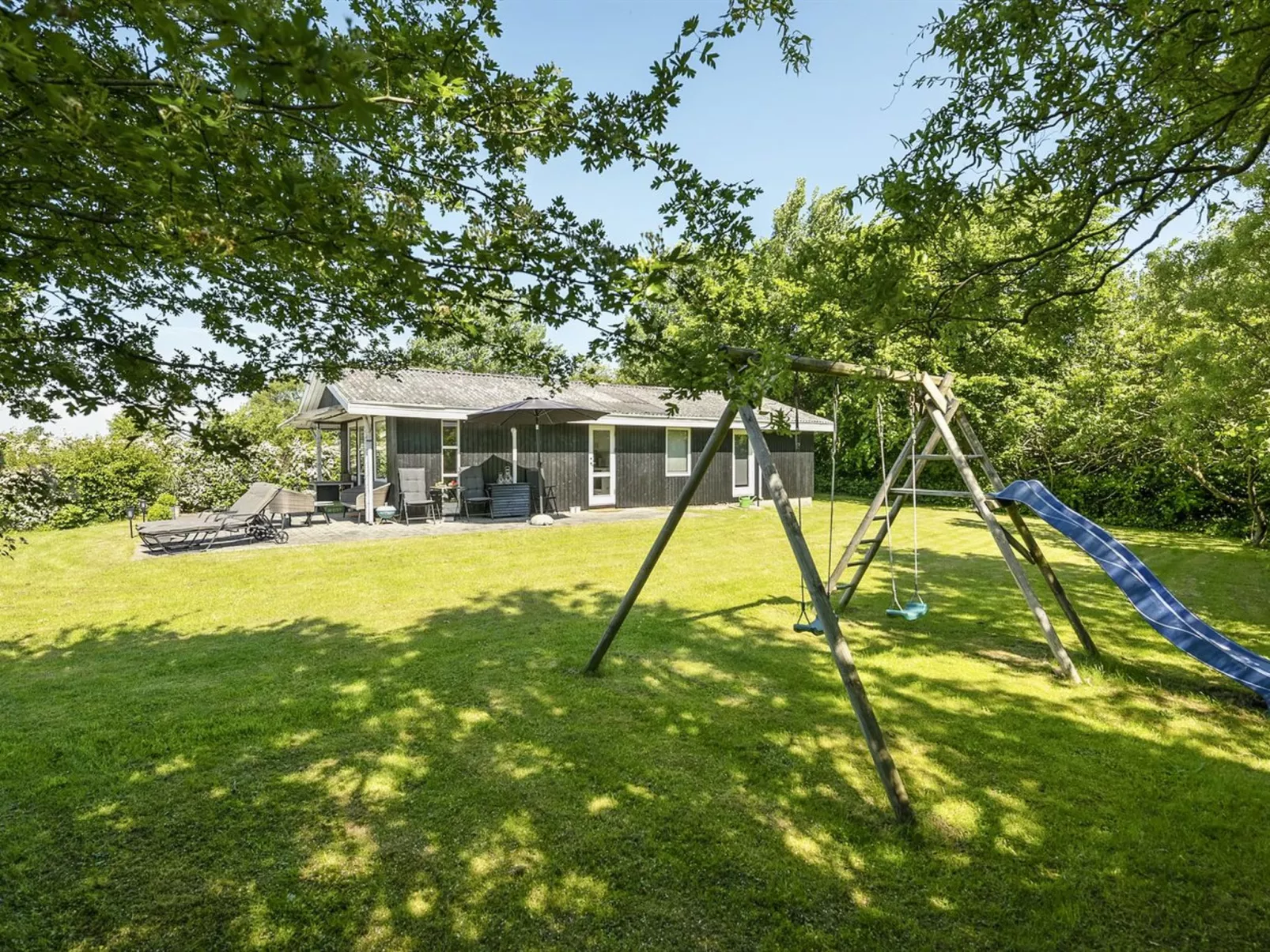 "Leefke" - 300m from the sea-Binnen