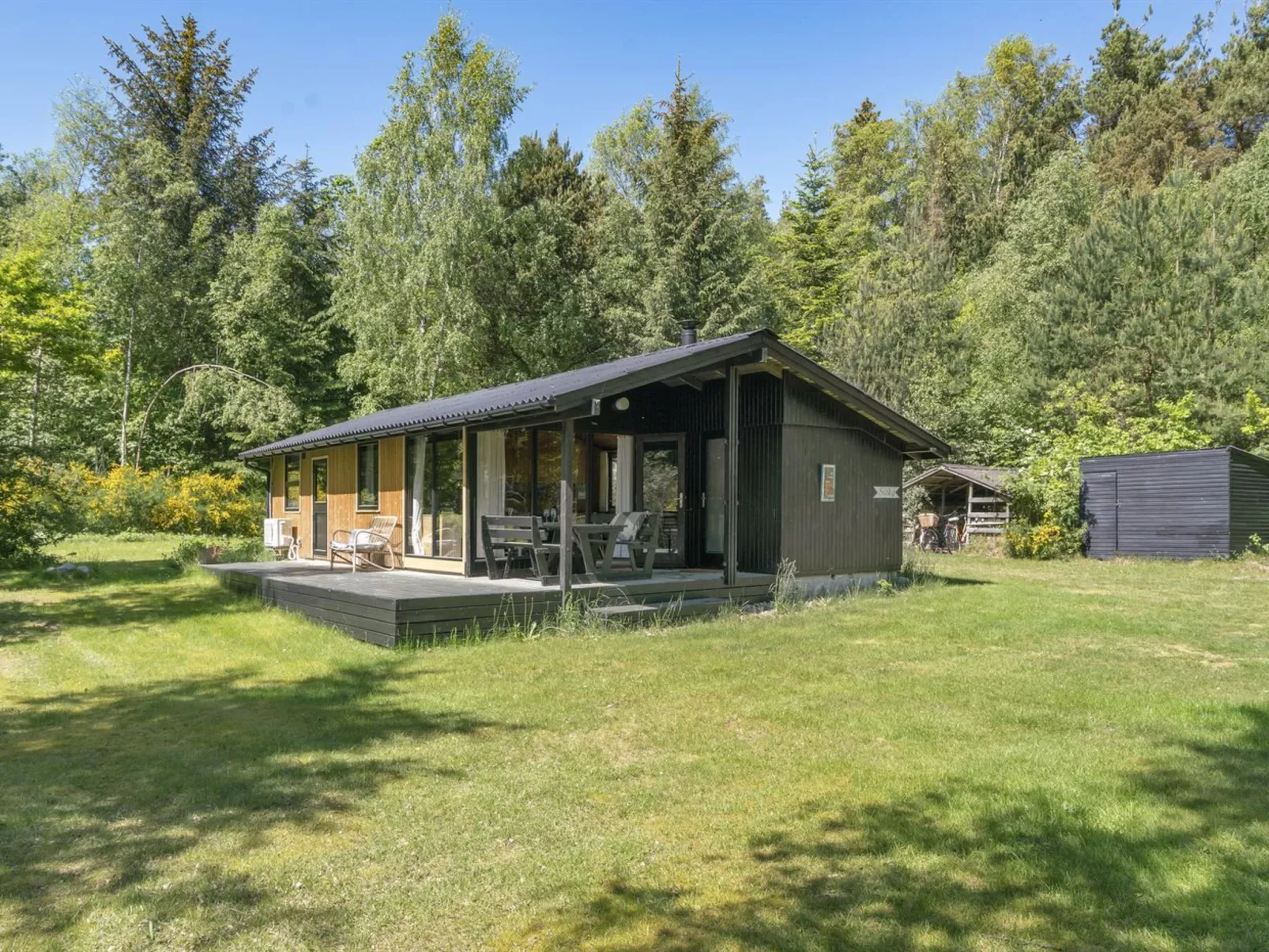 "Garth" - 4.5km from the sea in NE Jutland-Buiten