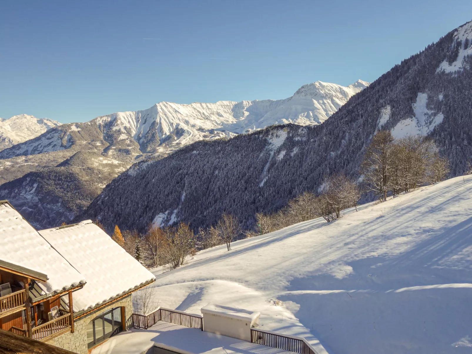 Les Alpages du Corbier-Buiten