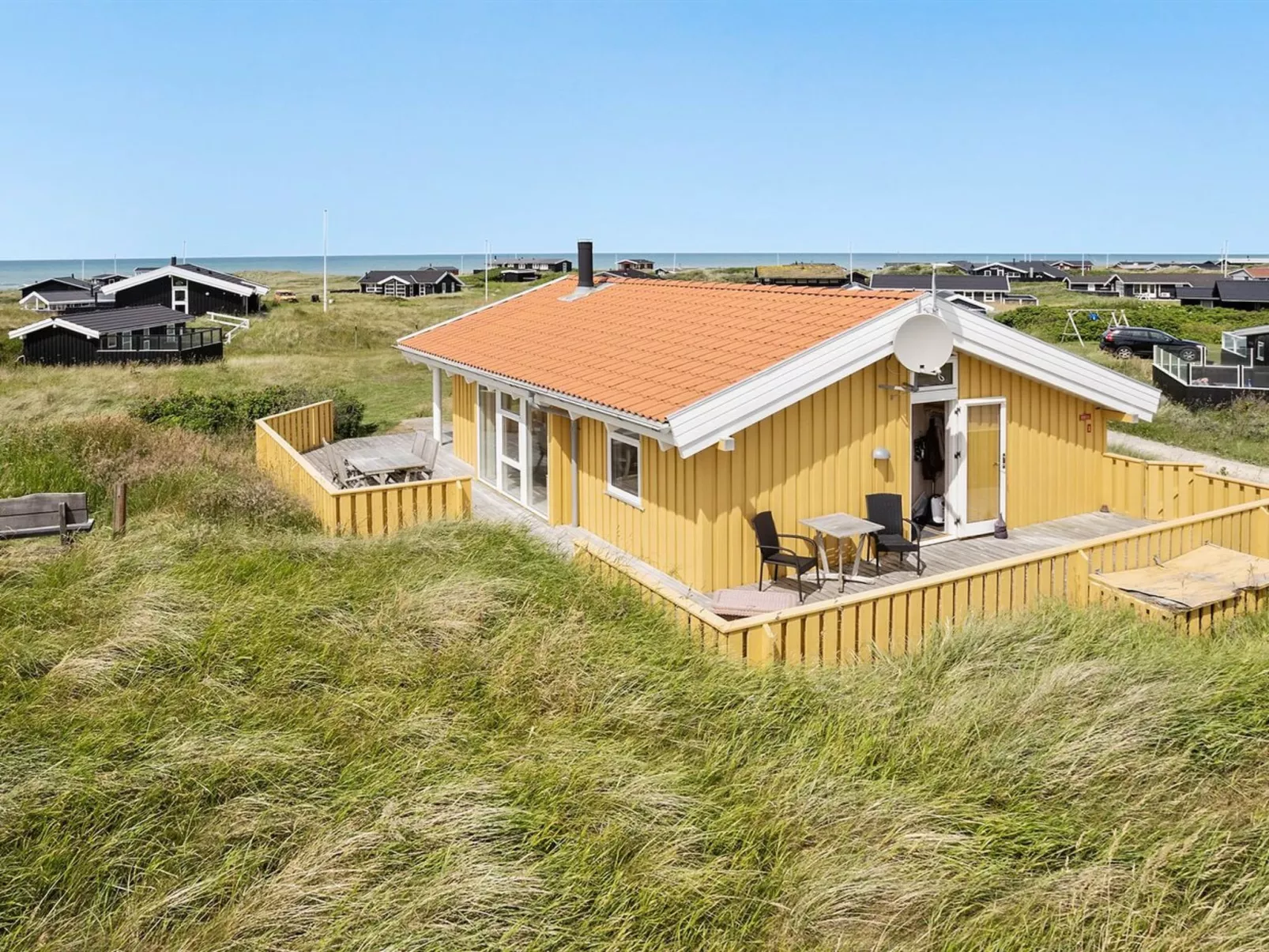 "Bjarni" - 239m from the sea-Buiten