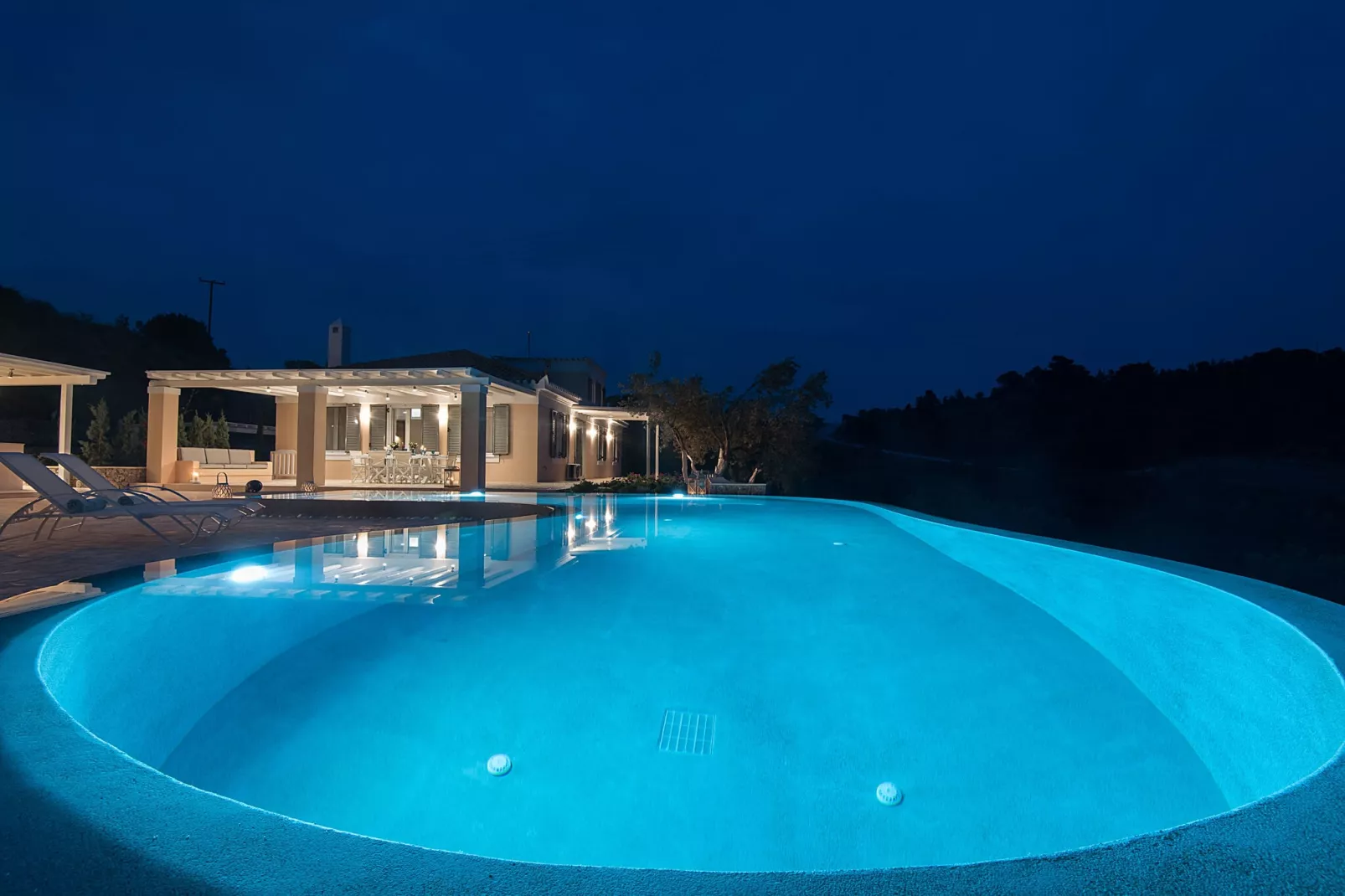 Elegant Villa Apolonas-Zwembad