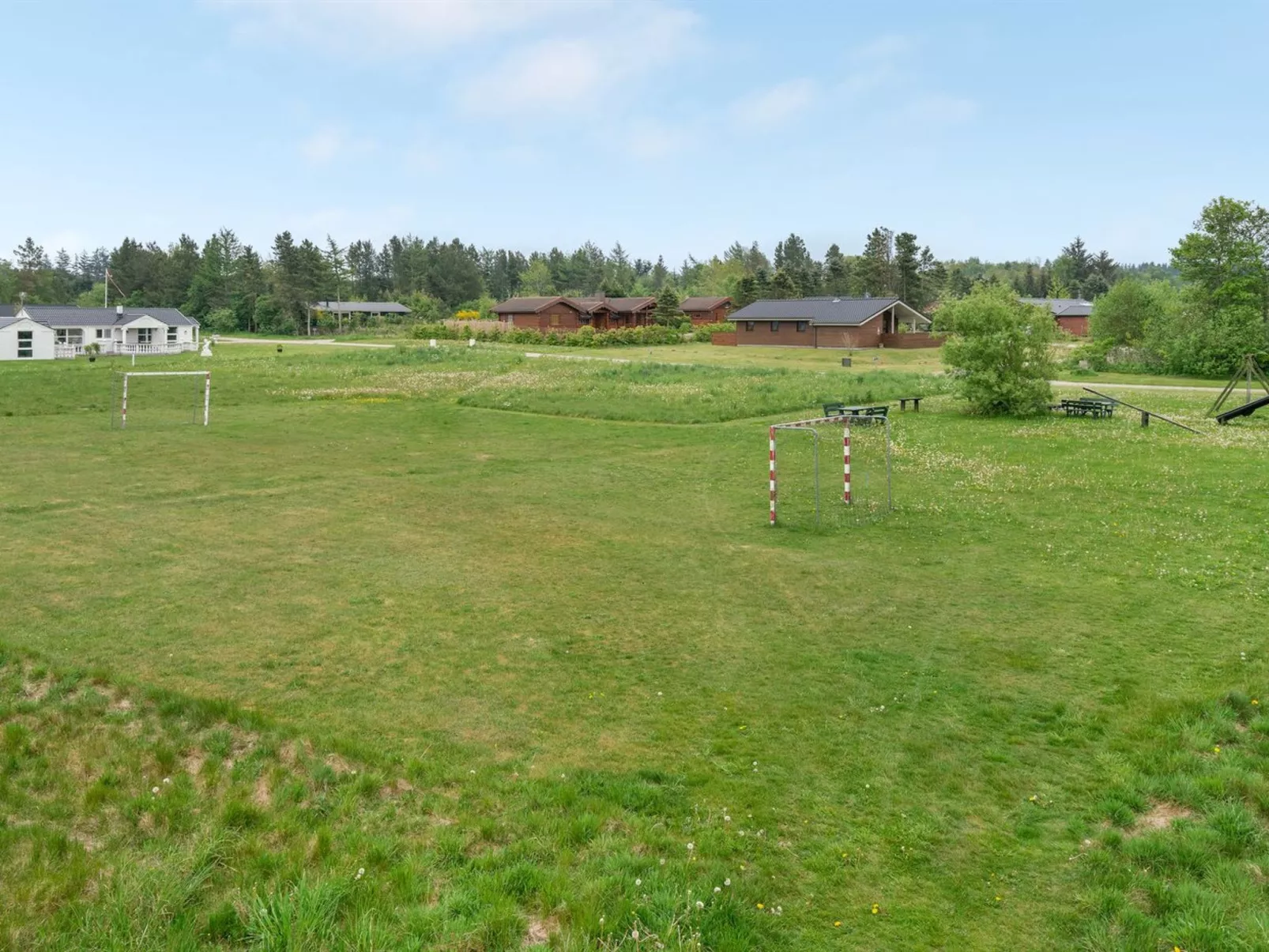 "Nanook" - 4.5km from the sea-Buiten