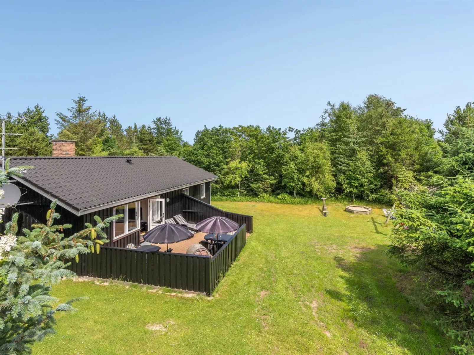 "Zenitha" - 300m from the sea-Buiten