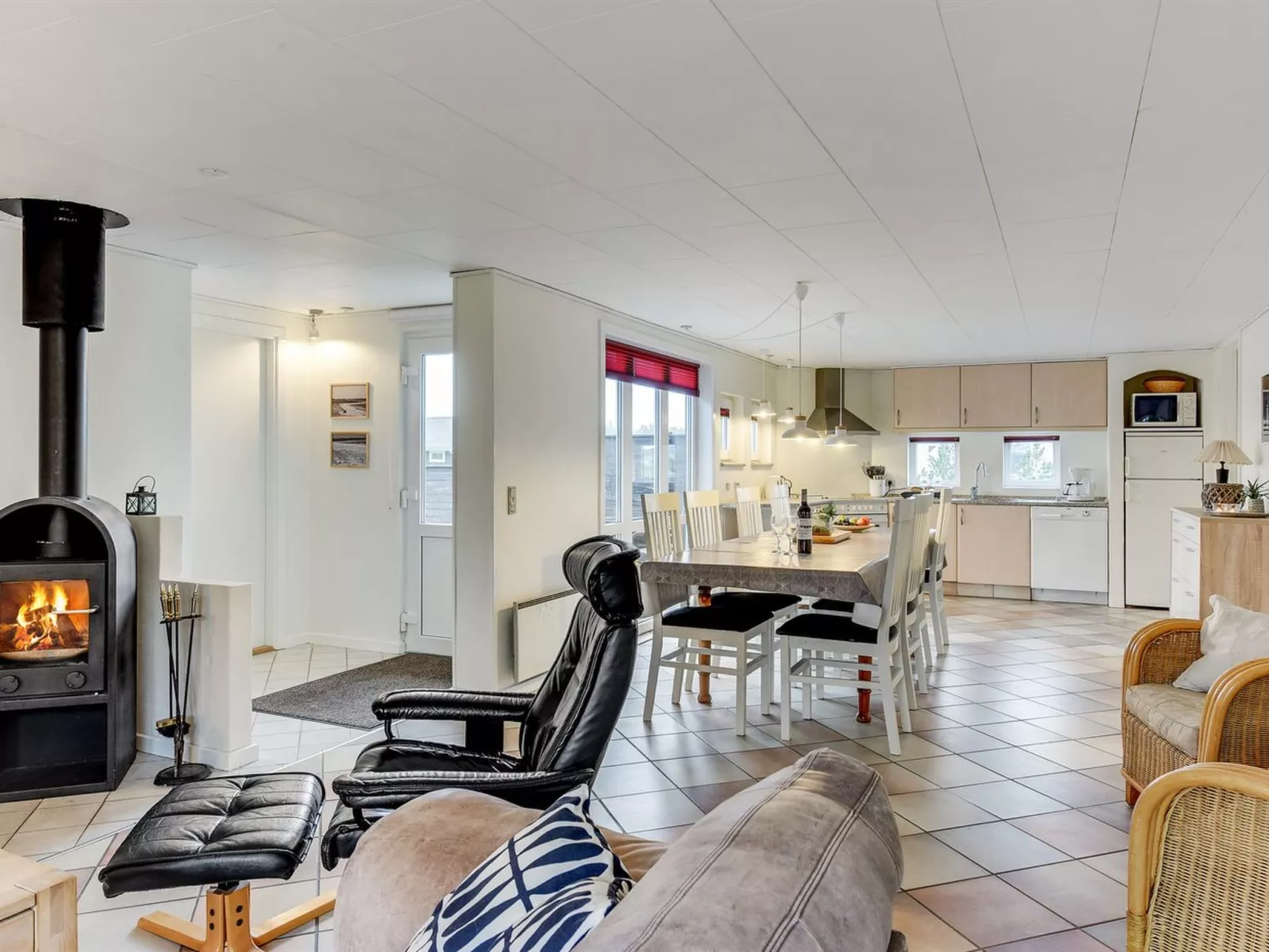 "Lya" - 900m from the sea in NW Jutland-Binnen