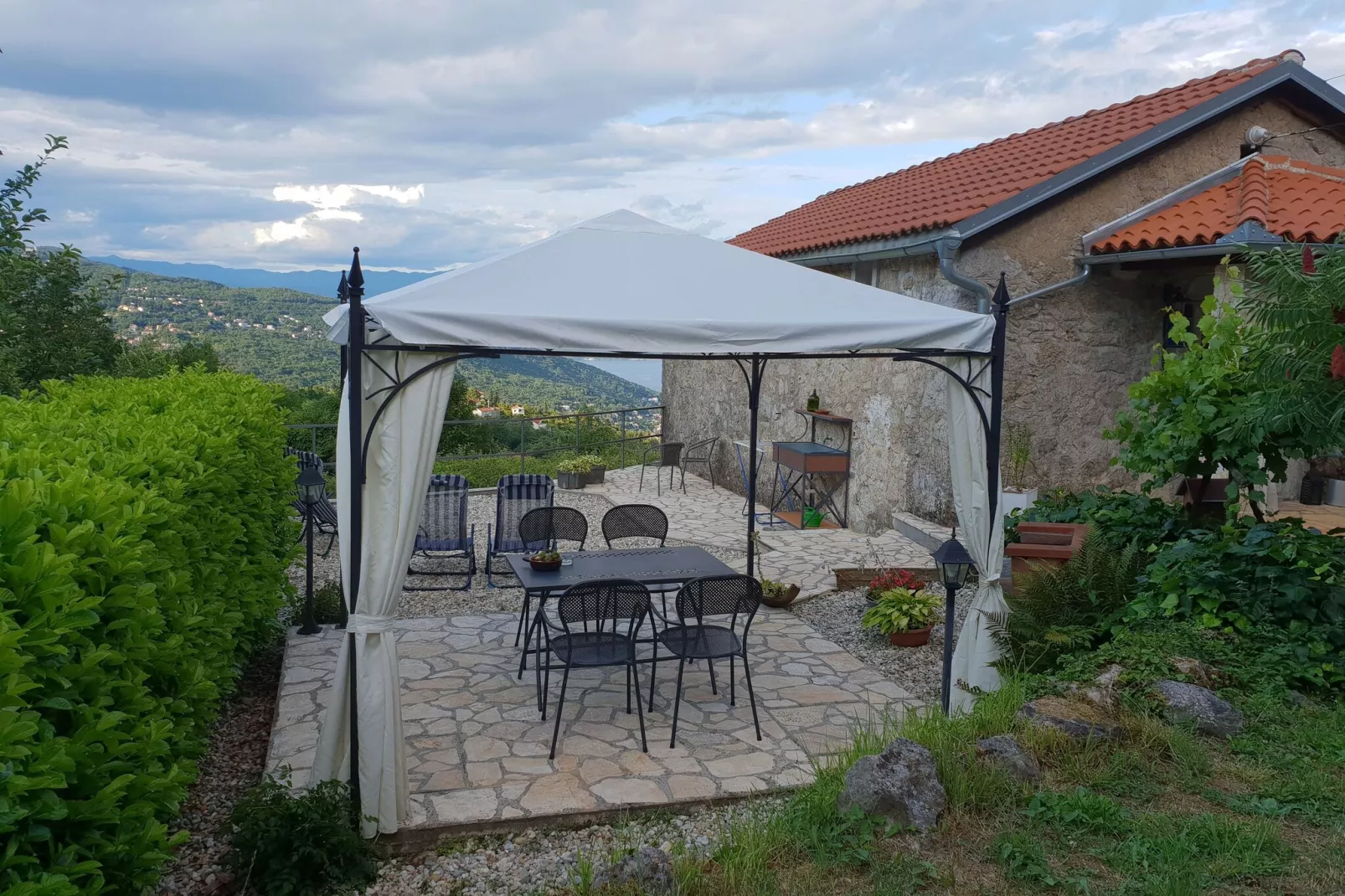 Holiday home Iva - Lovran Dobrec - ca 80 qm für 4 Pers-Buitenlucht