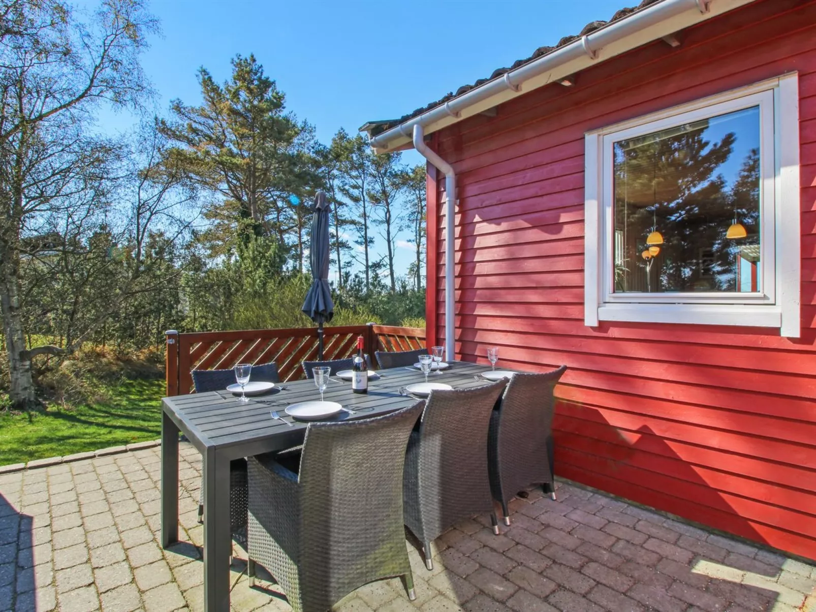 "Yanne" - 400m from the sea-Buiten