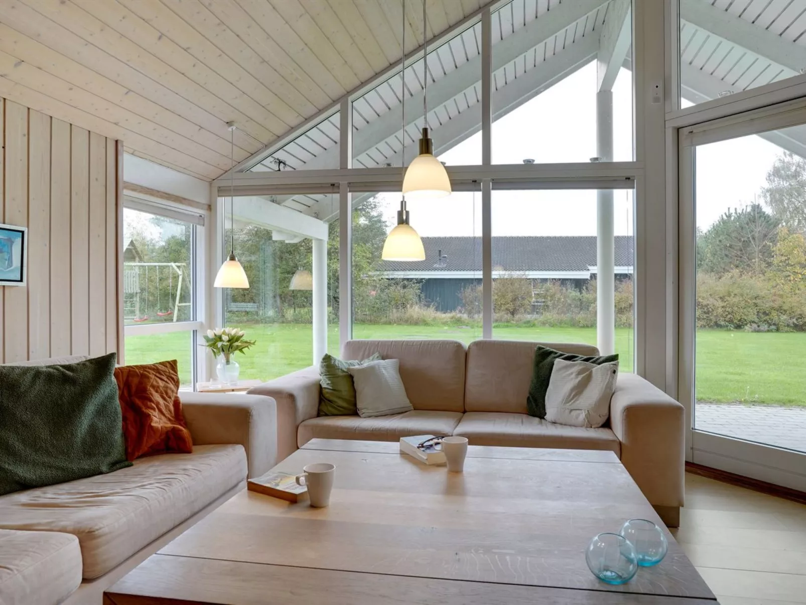 "Enid" - 700m from the sea-Buiten