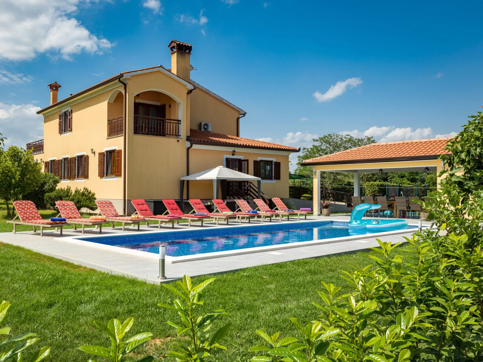 Villa Helena-Buiten