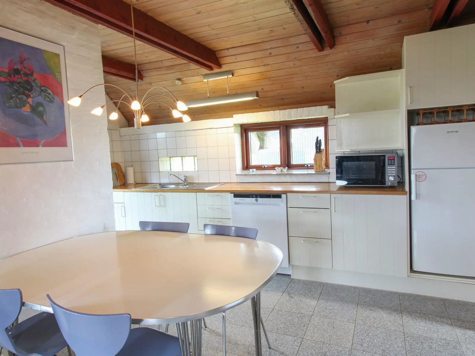 "Frithbjorn" - 50m from the sea-Binnen