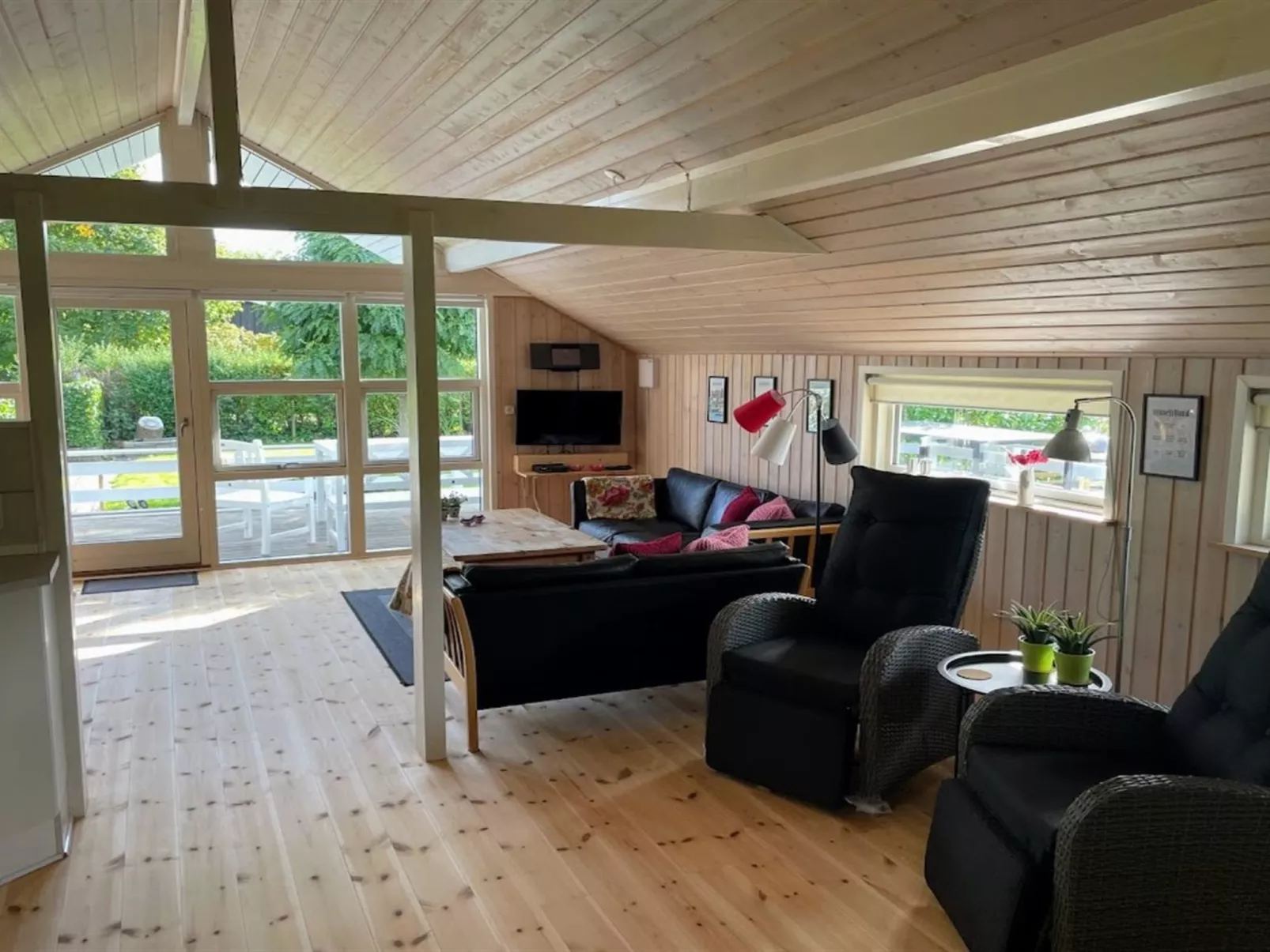 "Fritsa" - 450m from the sea-Binnen
