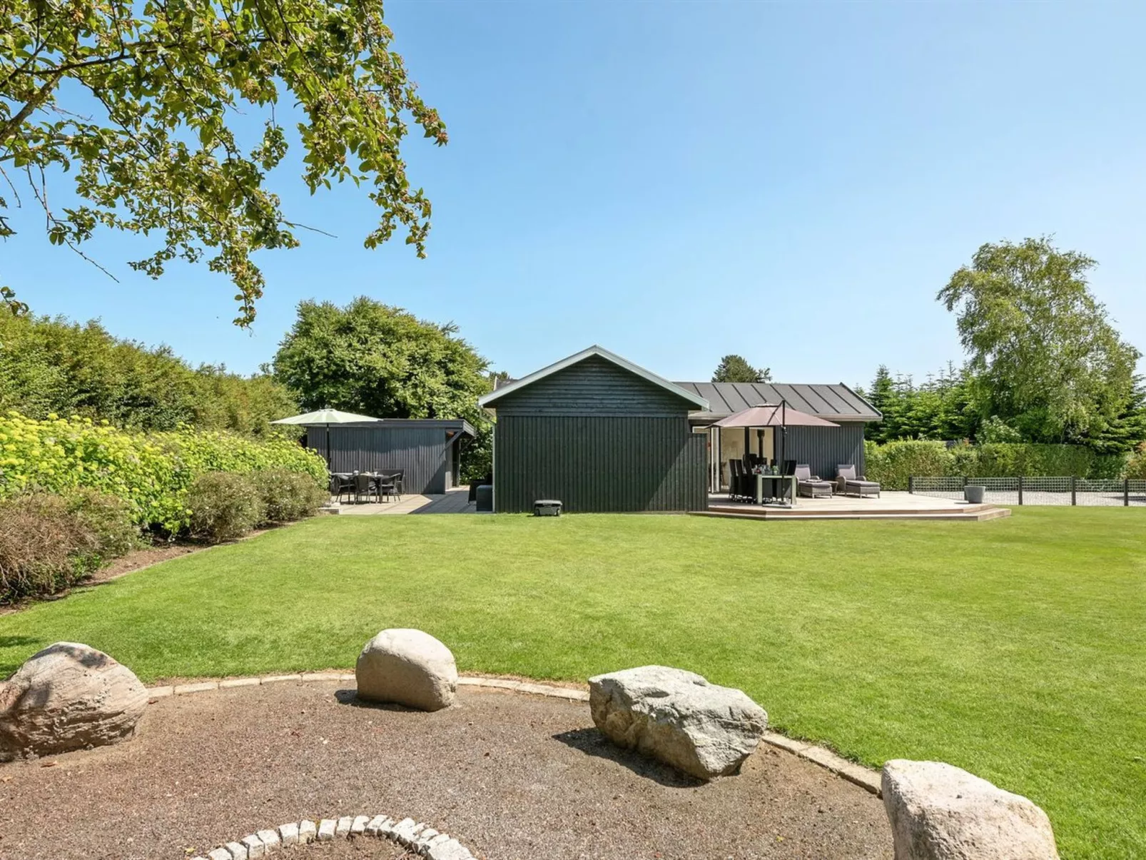 "Groa" - 200m from the sea-Buiten