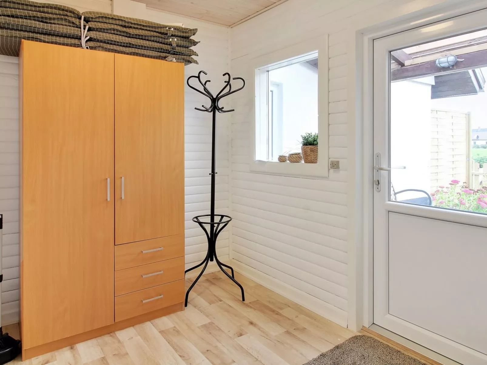 "Larentius" - 200m from the sea-Buiten